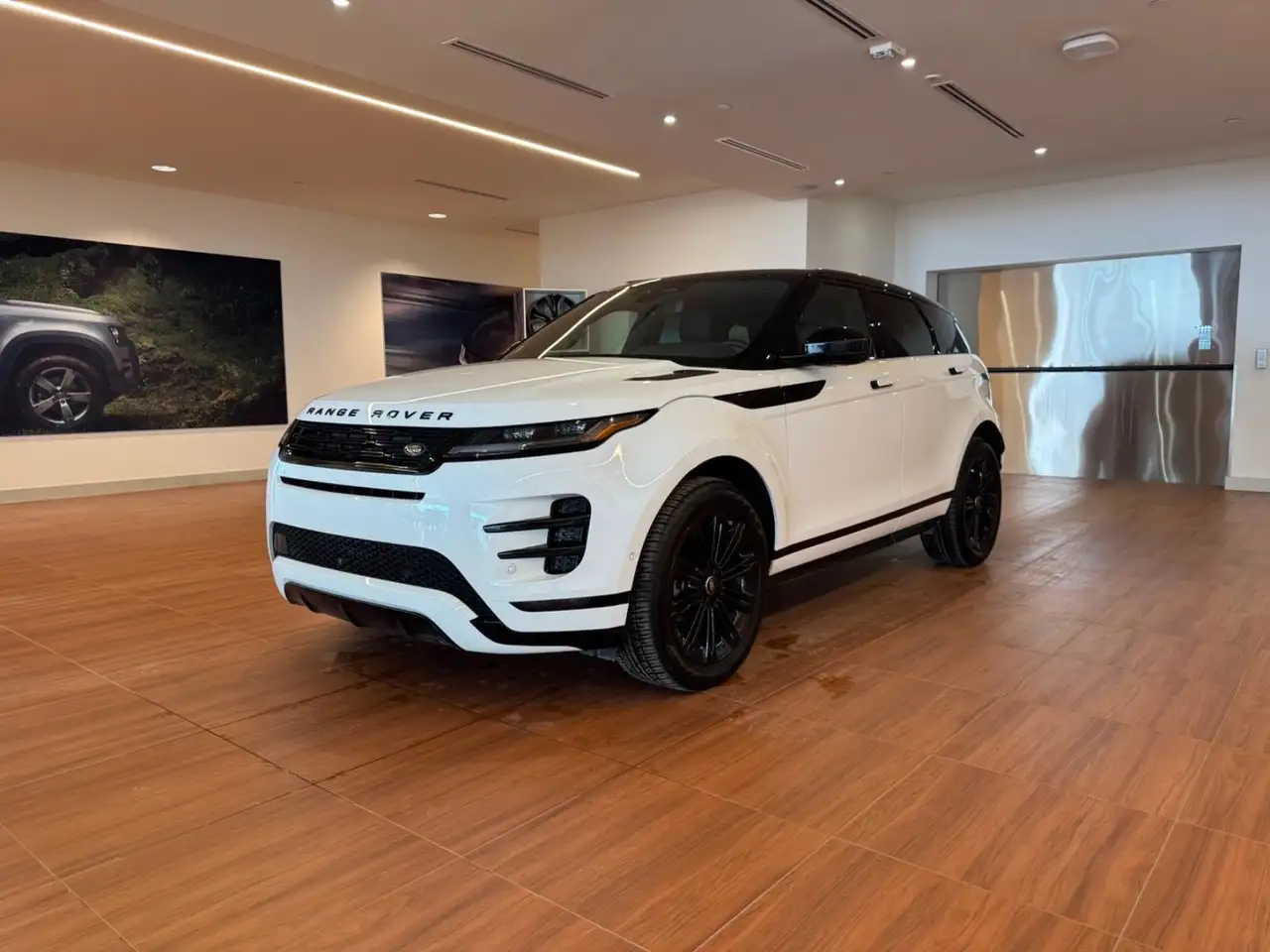 2025 Land Rover Range Rover Evoque