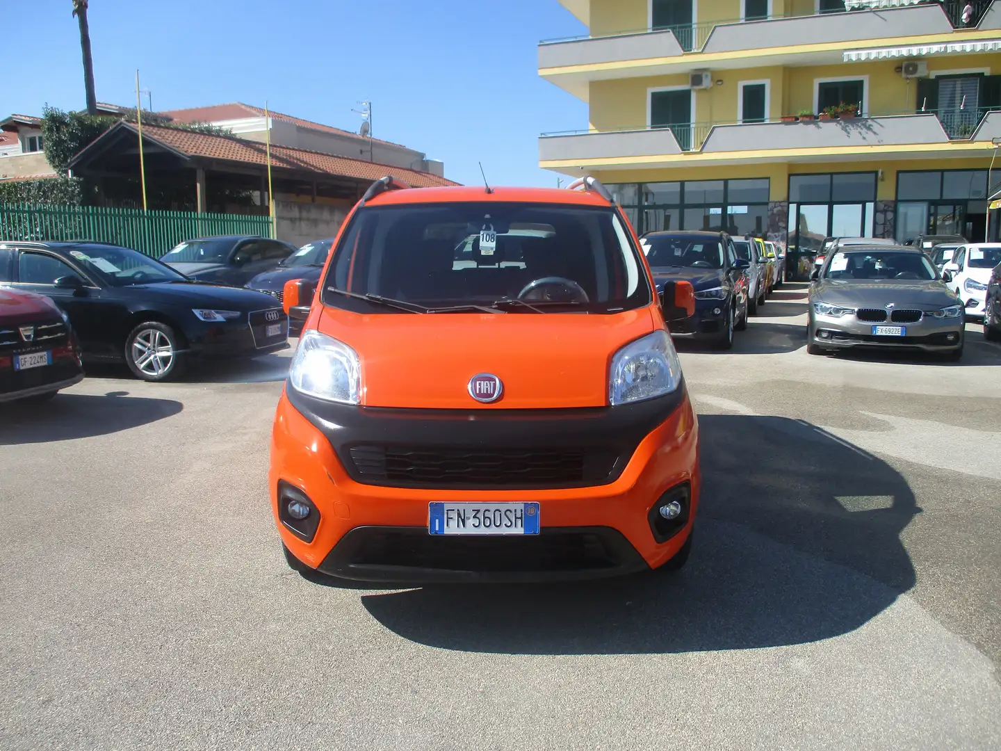 Fiat Qubo QUBO TREKKING 1.4 NATURAL POWER METANO 124000 KM Arancione - 2