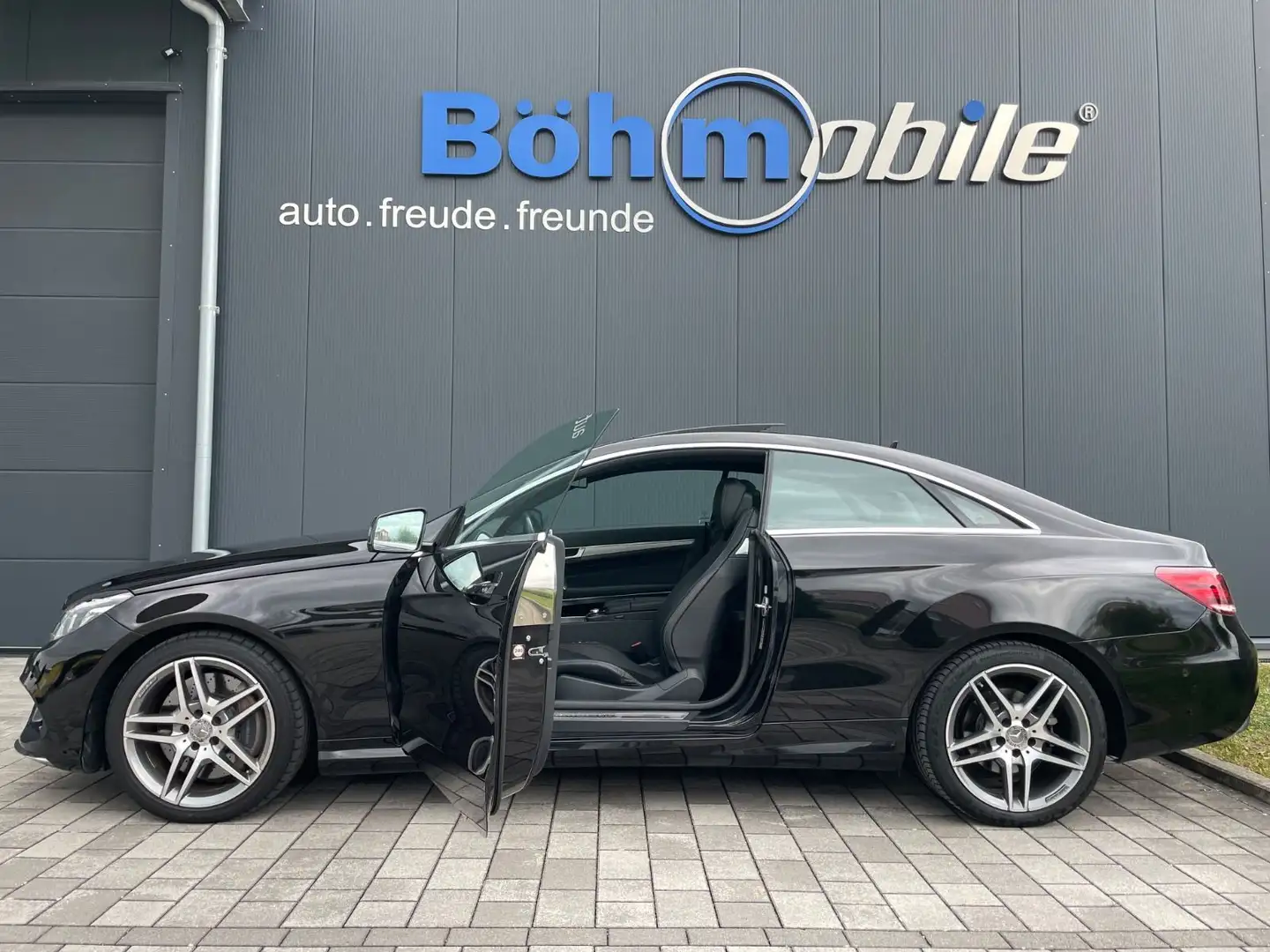 Mercedes-Benz E 500 Coupé/AMG/Pano/Memory/HarmanKardon/ACC/Top Schwarz - 2