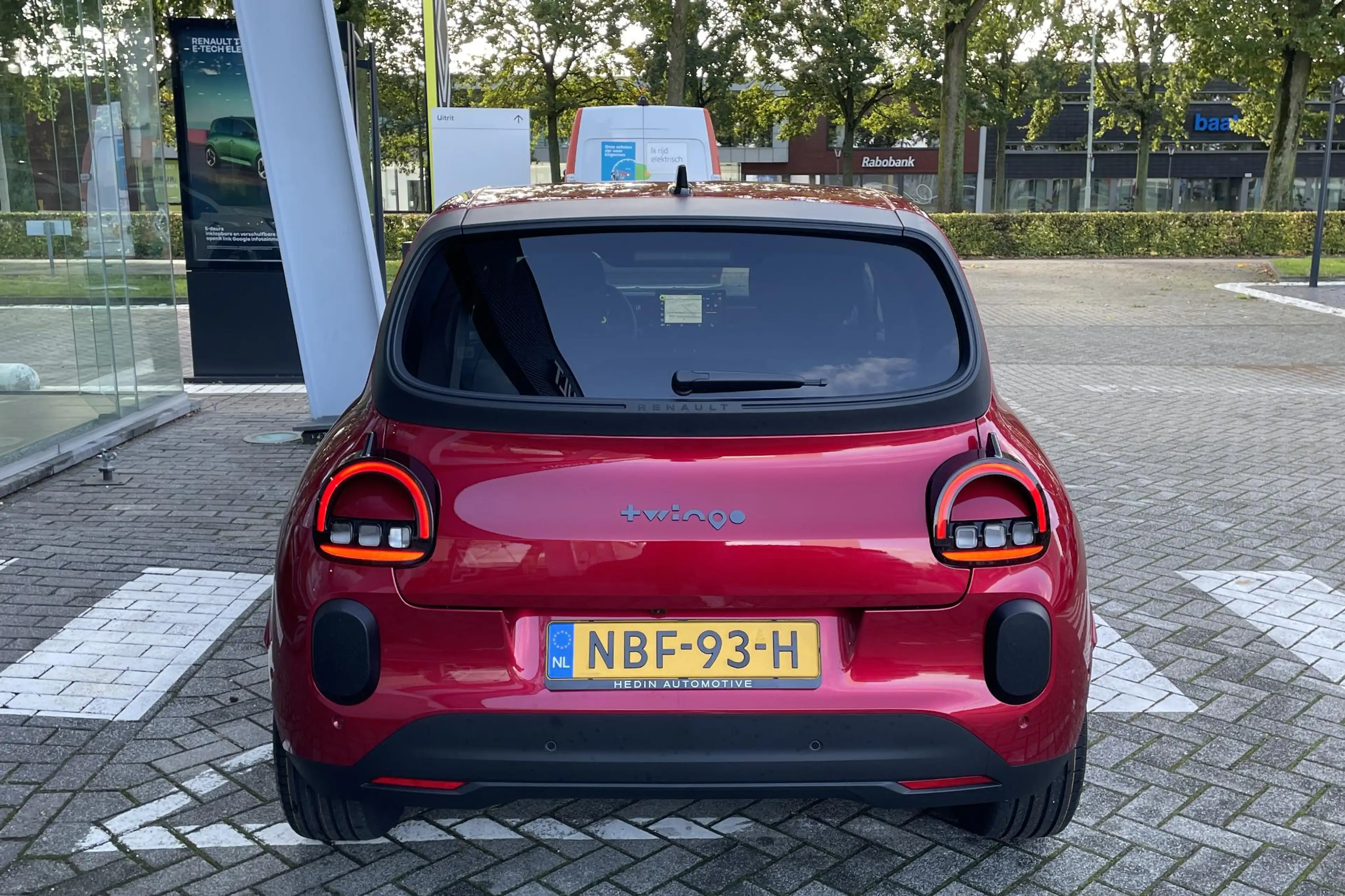 Renault Twingo urban range techno 27.5 kWh | Pack Privilege | 18" — photo 7