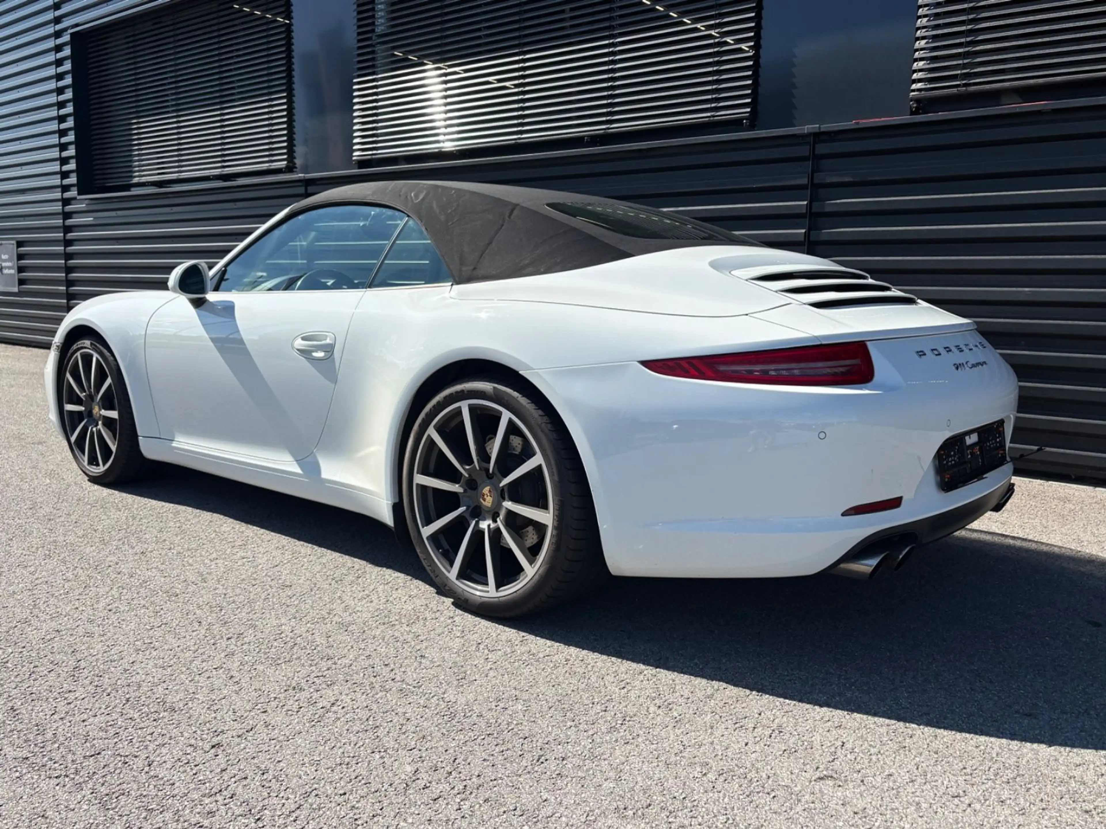 Porsche 991 911 -991 Carrera Cabrio- SAUGER-CHRONO-ABGAS — photo 2