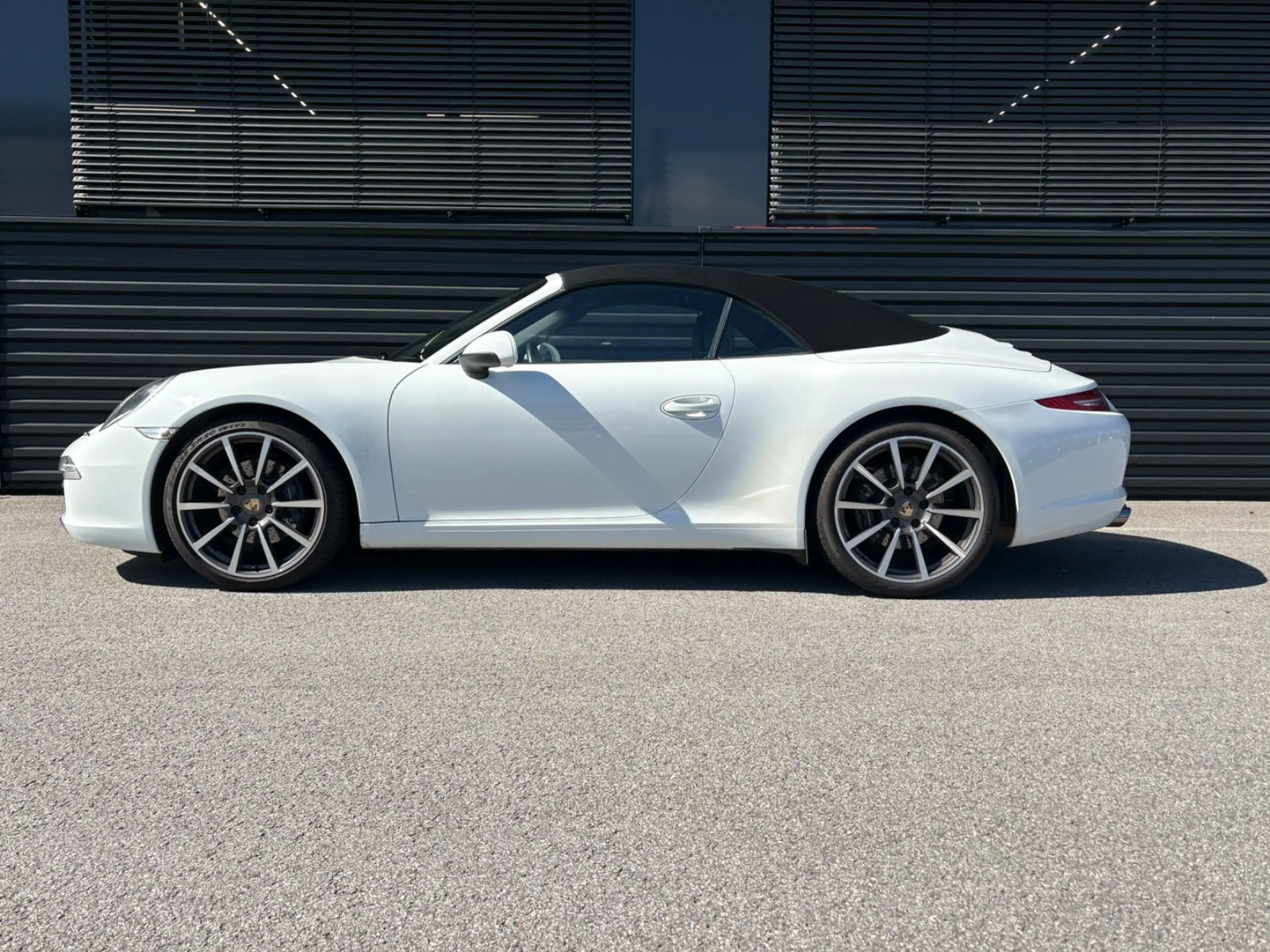 Porsche 991 911 -991 Carrera Cabrio- SAUGER-CHRONO-ABGAS