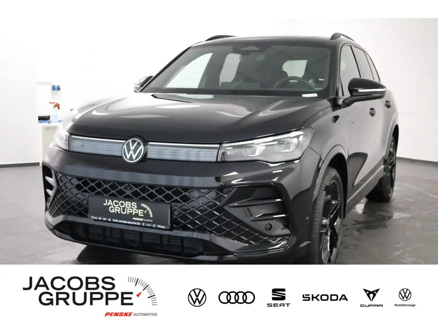 Volkswagen Tiguan 2.0 TDI 4M R-Line "Black Style" DSG,Na Noir - 2