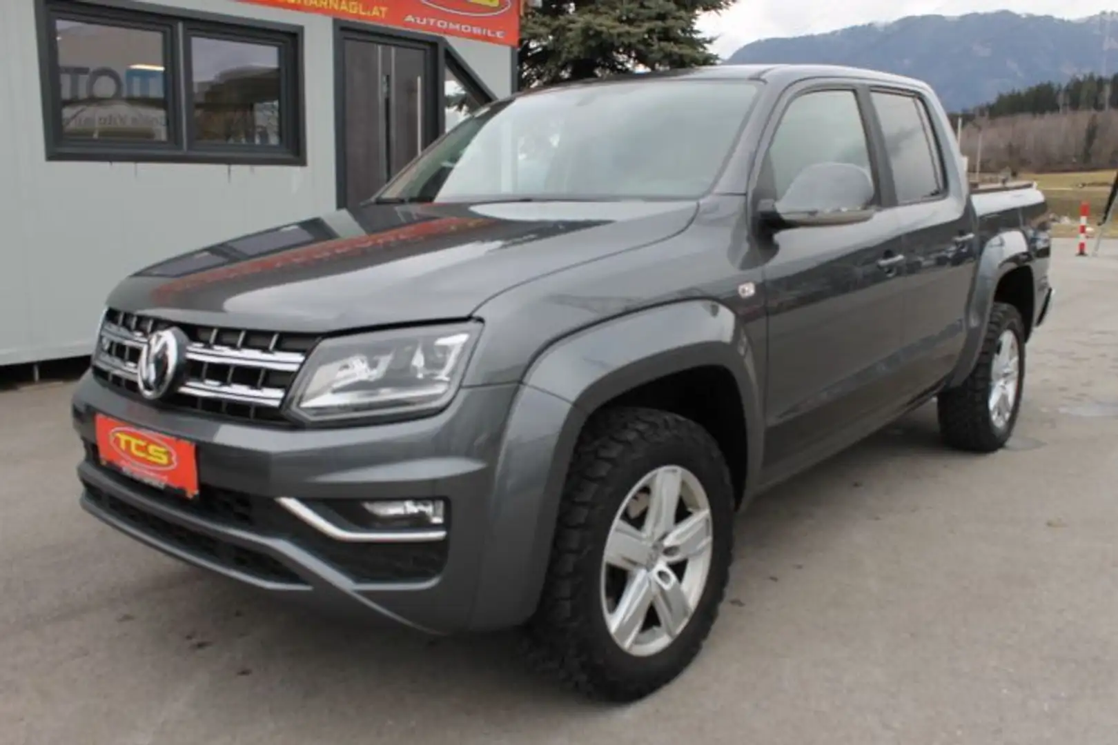 Volkswagen Amarok 4Motion 3.0 TDI Highline Grau - 1