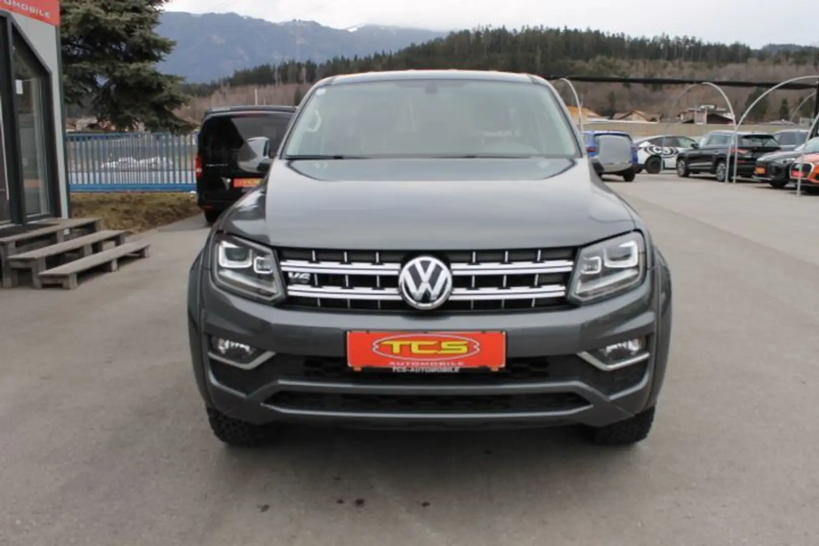 Volkswagen Amarok 4Motion 3.0 TDI Highline Grau - 2