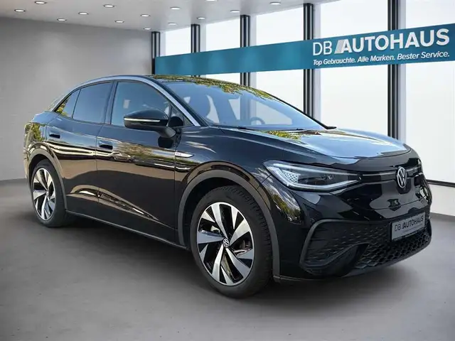Volkswagen Id.5 view 2