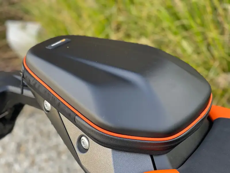 KTM 990 Super Duke - foto 8