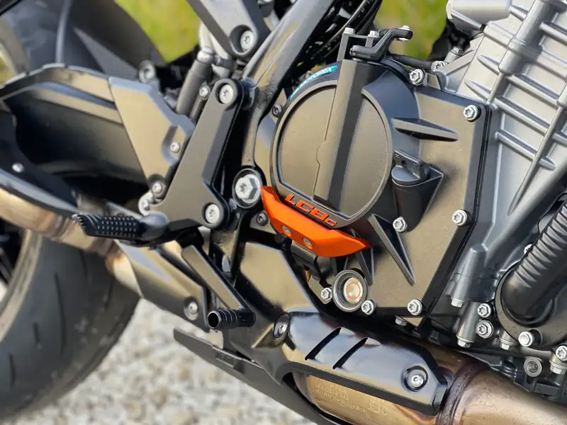 KTM 990 Super Duke - foto 6