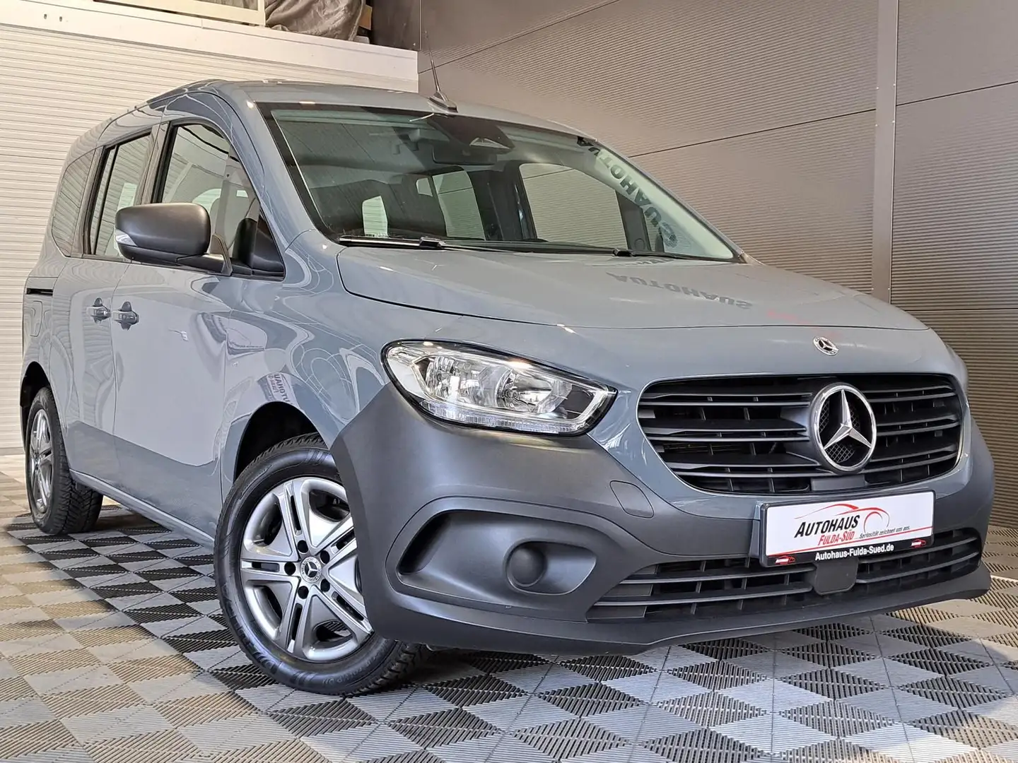 Mercedes-Benz Citan 110 CDI Pro°RFK°Spur°TWA°DAB°Tempomat°Klim Grijs - 1