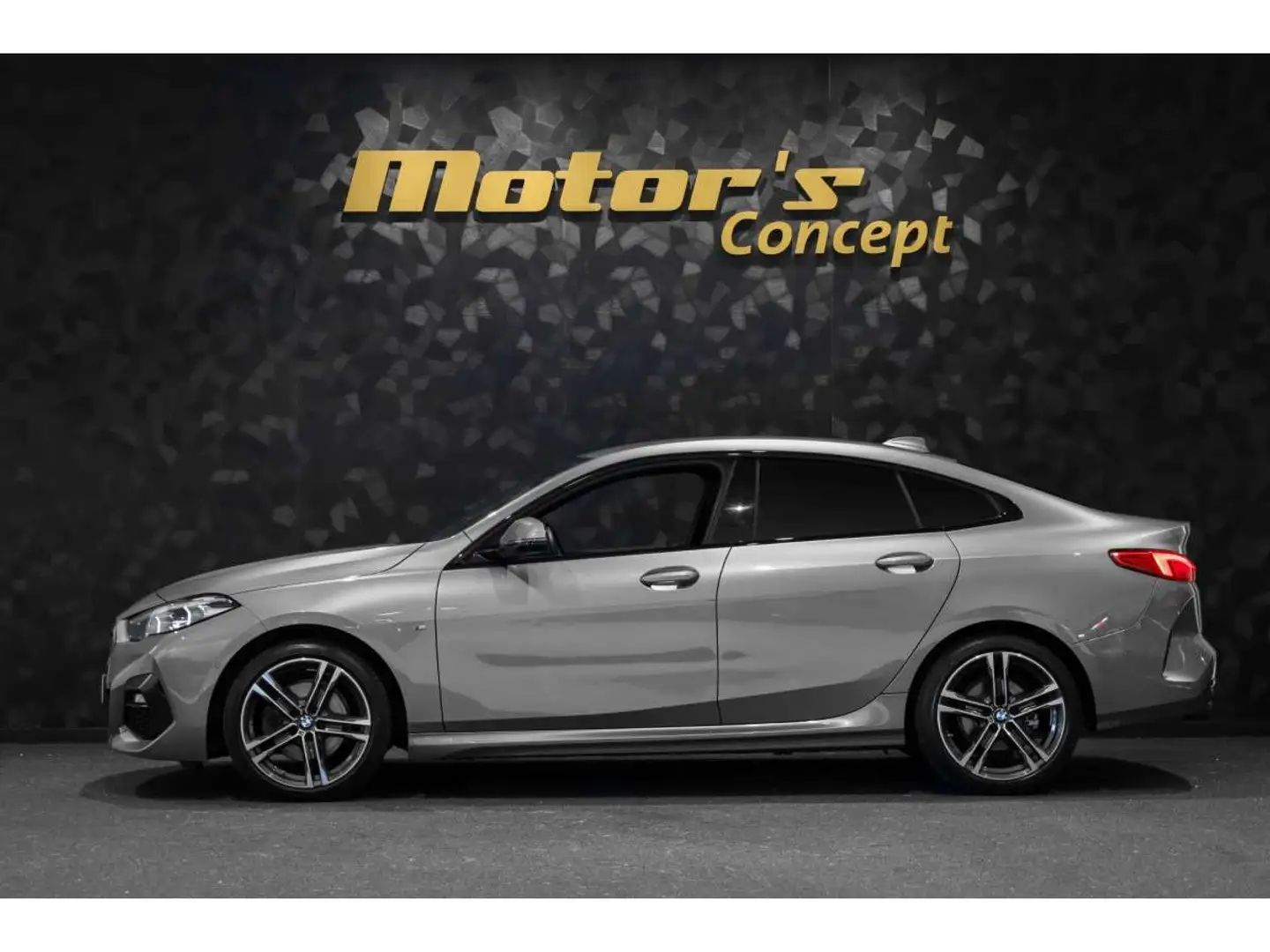 BMW 218 i F44 GranCoupé M Sport Gris - 2