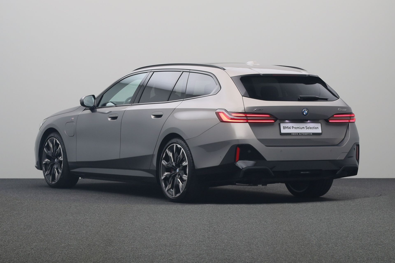 BMW 550 5-serie Touring 550e xDrive | M Sportpakket Pro | — photo 13