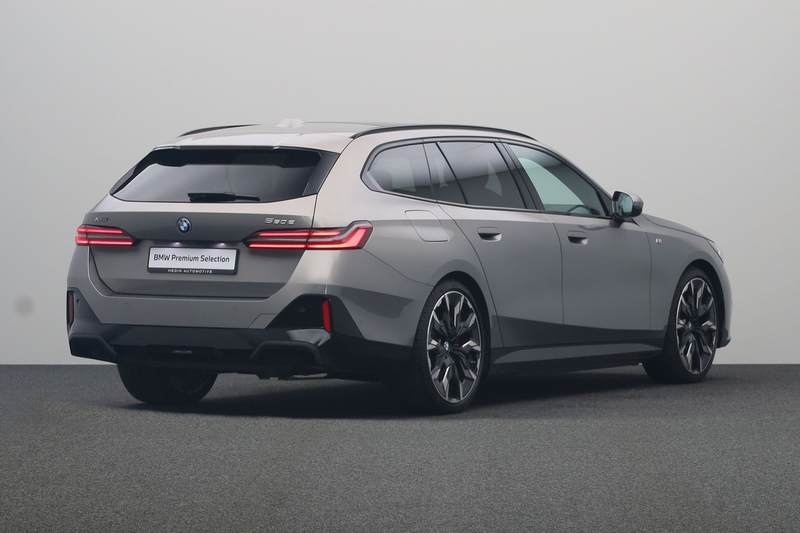 BMW 550 5-serie Touring 550e xDrive | M Sportpakket Pro | — photo 2