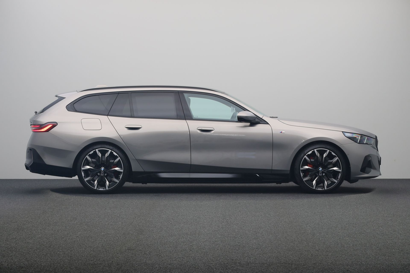 BMW 550 5-serie Touring 550e xDrive | M Sportpakket Pro | — photo 10