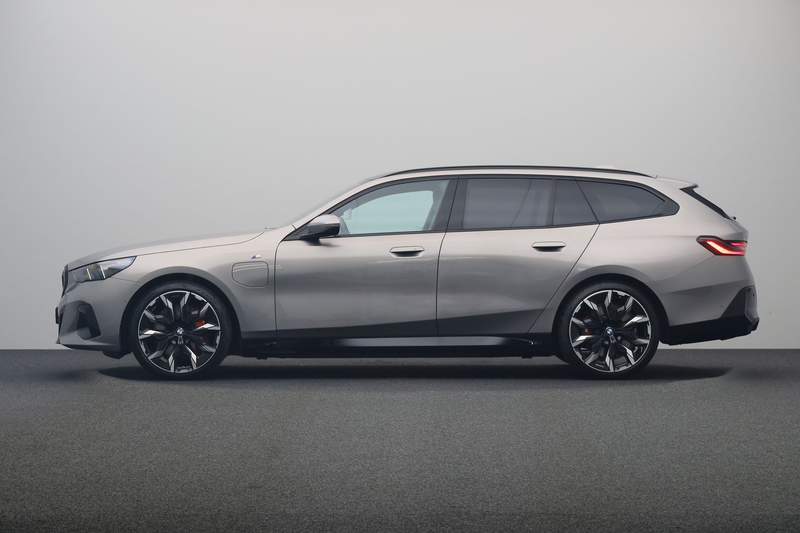 BMW 550 5-serie Touring 550e xDrive | M Sportpakket Pro | — photo 12
