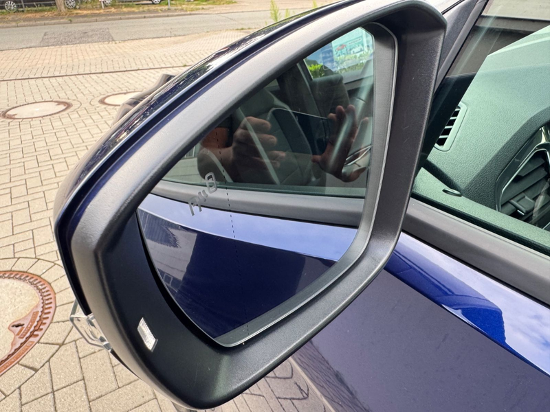 Volkswagen T-Roc Sport AUTOMATIK PANORAMA NAVI LED KAMERA — photo 15