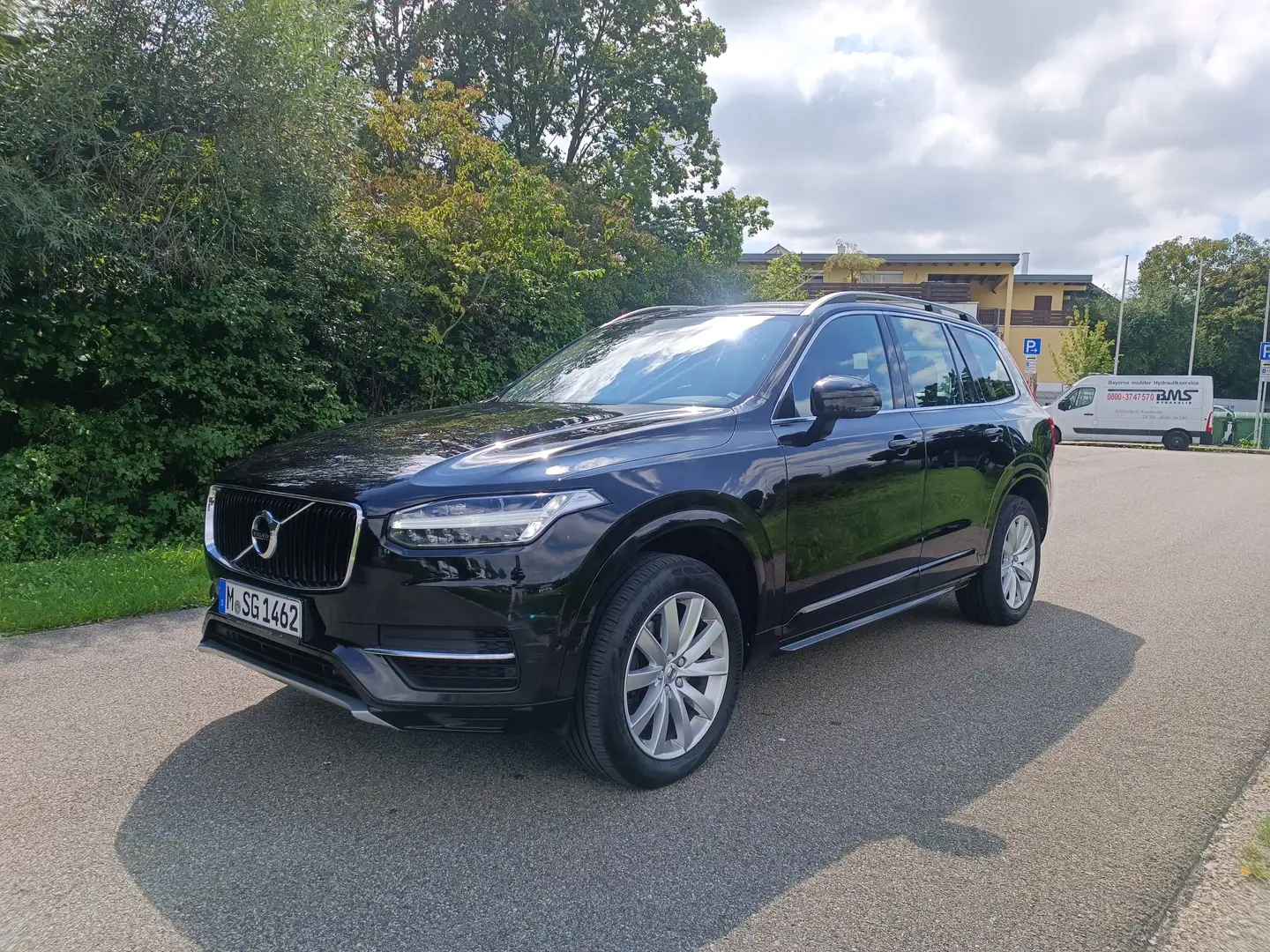 Volvo XC90 Momentum AWD *1.Hand *Scheckheft bei VOLVO Negro - 2