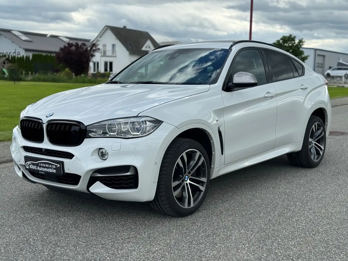 BMW X6 Baureihe X6 M50 d+Vollausstattung+Pano+Cam+ Weiß - 1