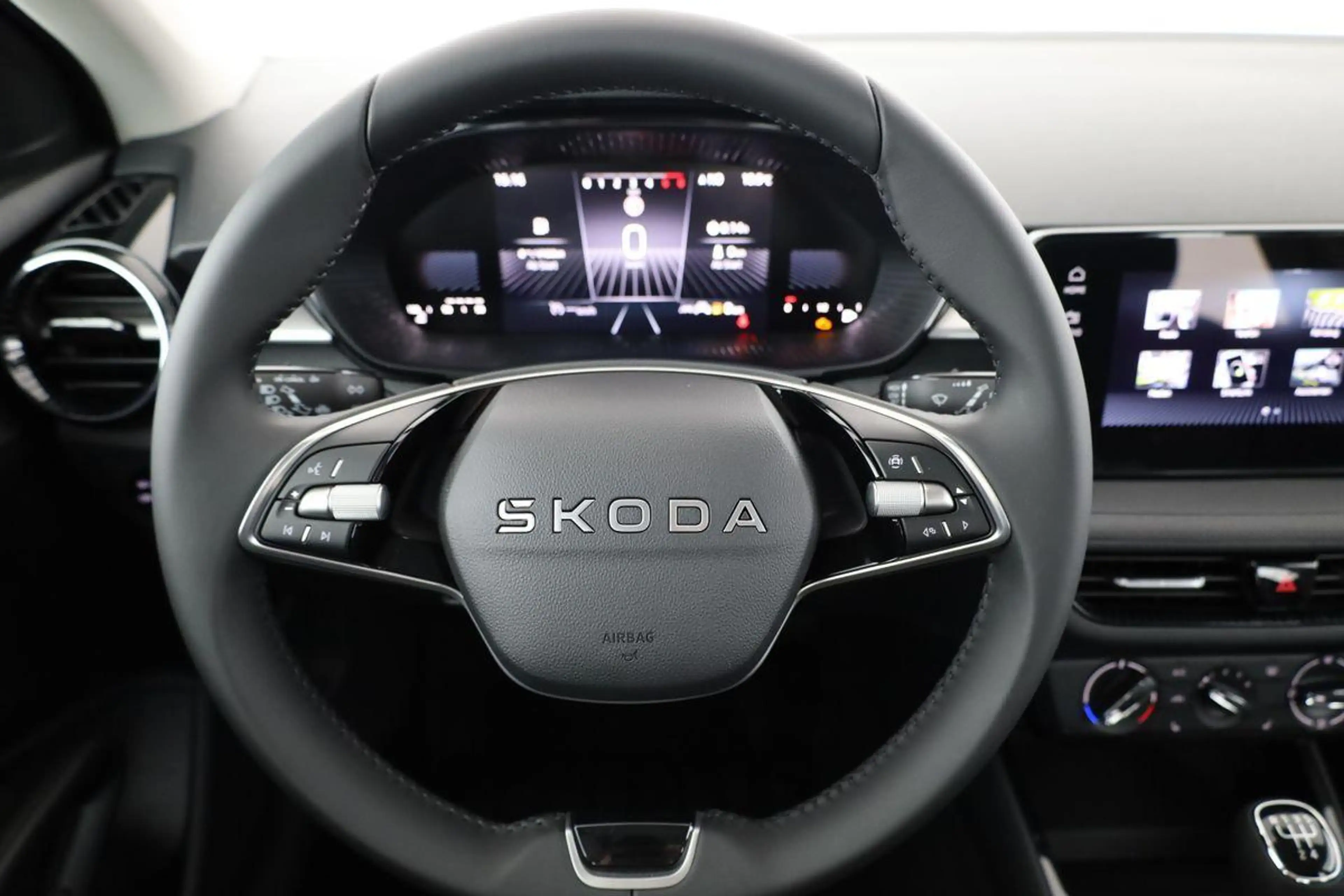 Skoda Fabia Selection 1.0 TSI Selection, Tempomat, Ladebode... — photo 5