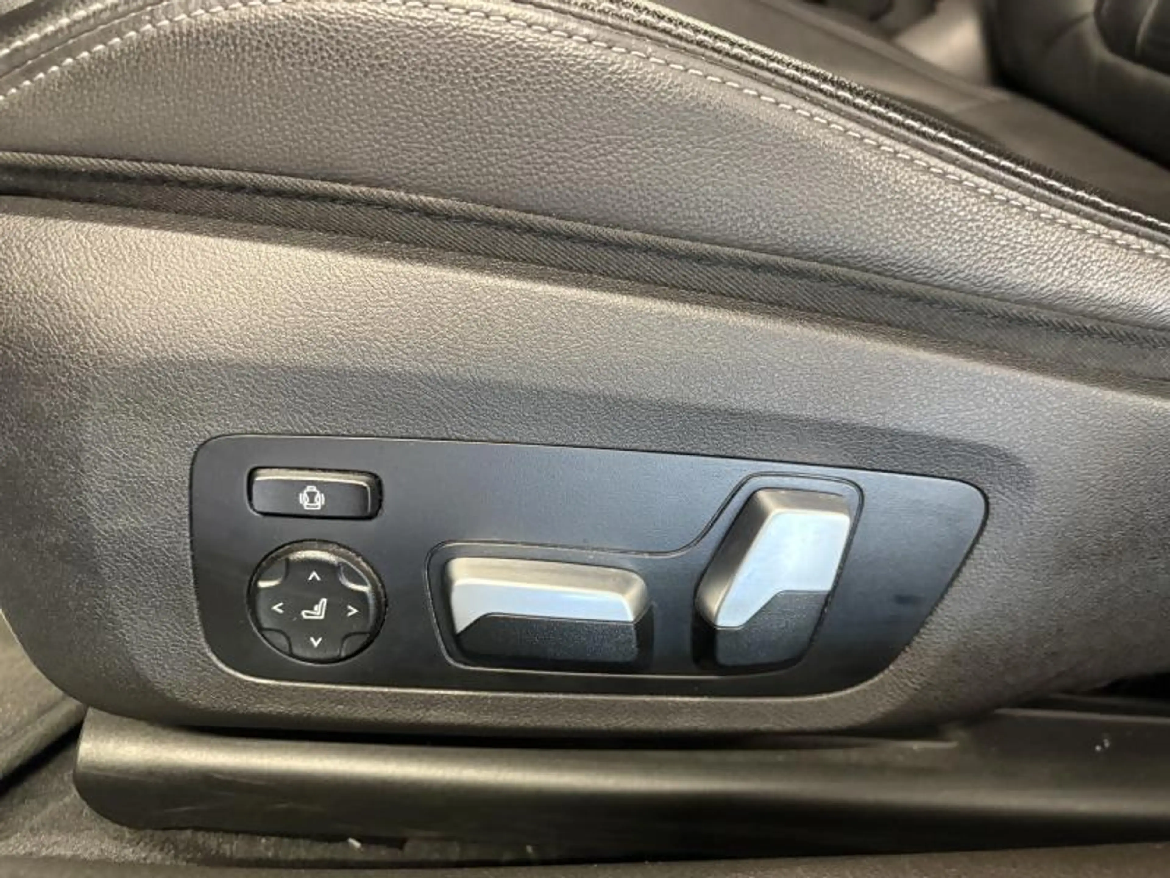 BMW 420 PACK M - SIEGES ELECTRIQUES - CAMERA - GPS — photo 11