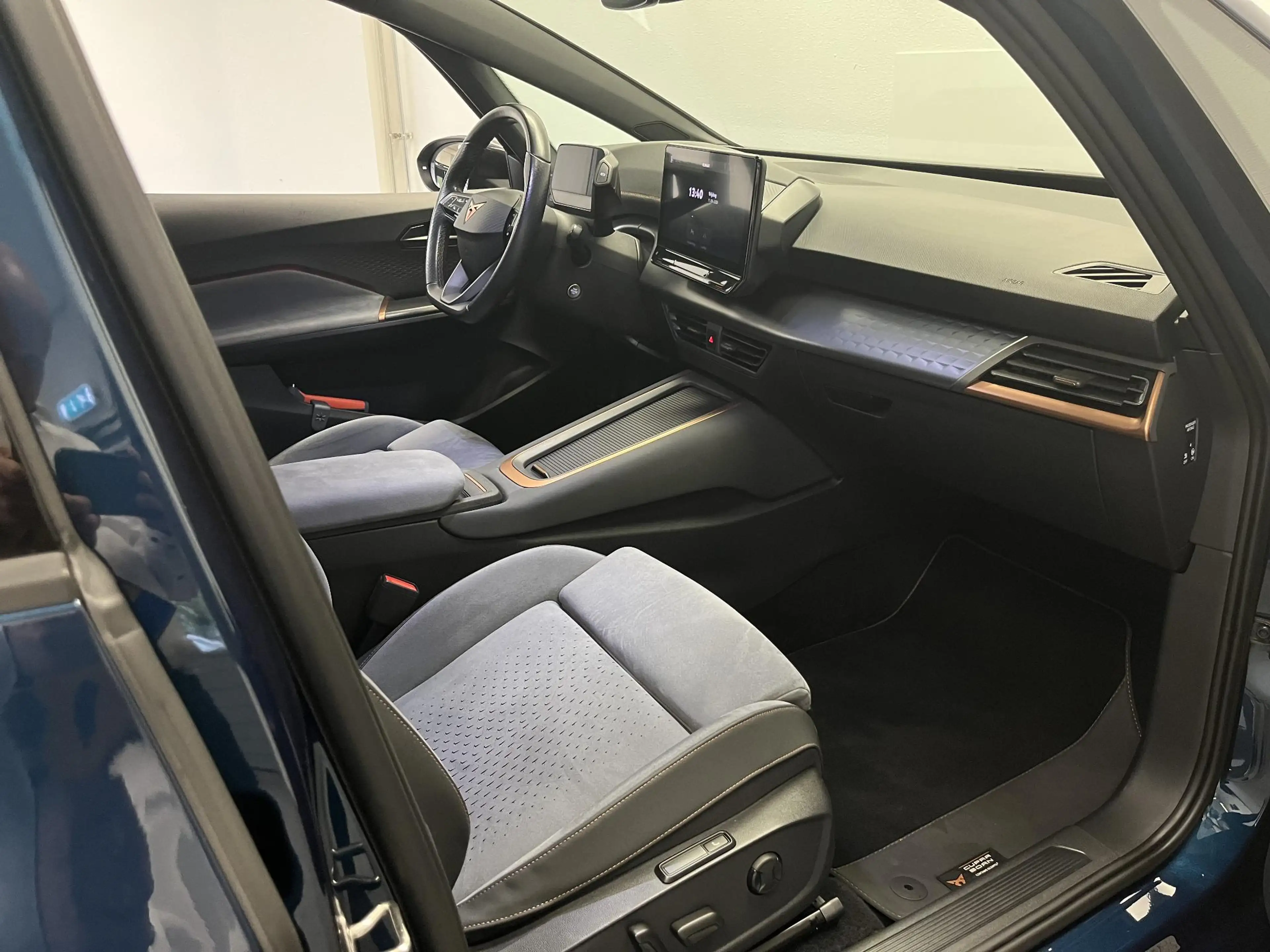 CUPRA Born Performance One 62 kWh | 92% SOH | — photo 13