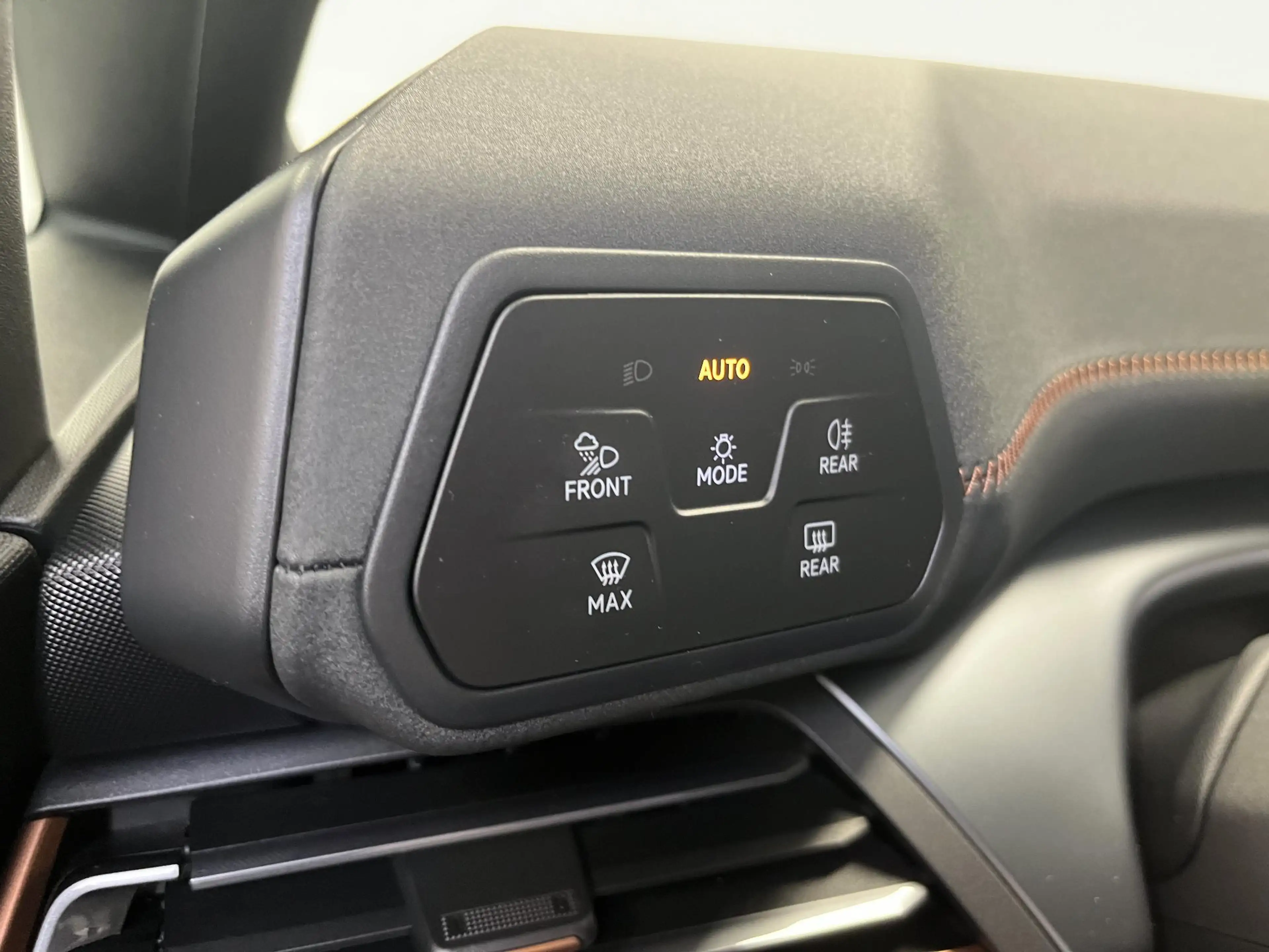 CUPRA Born Performance One 62 kWh | 92% SOH | — photo 33