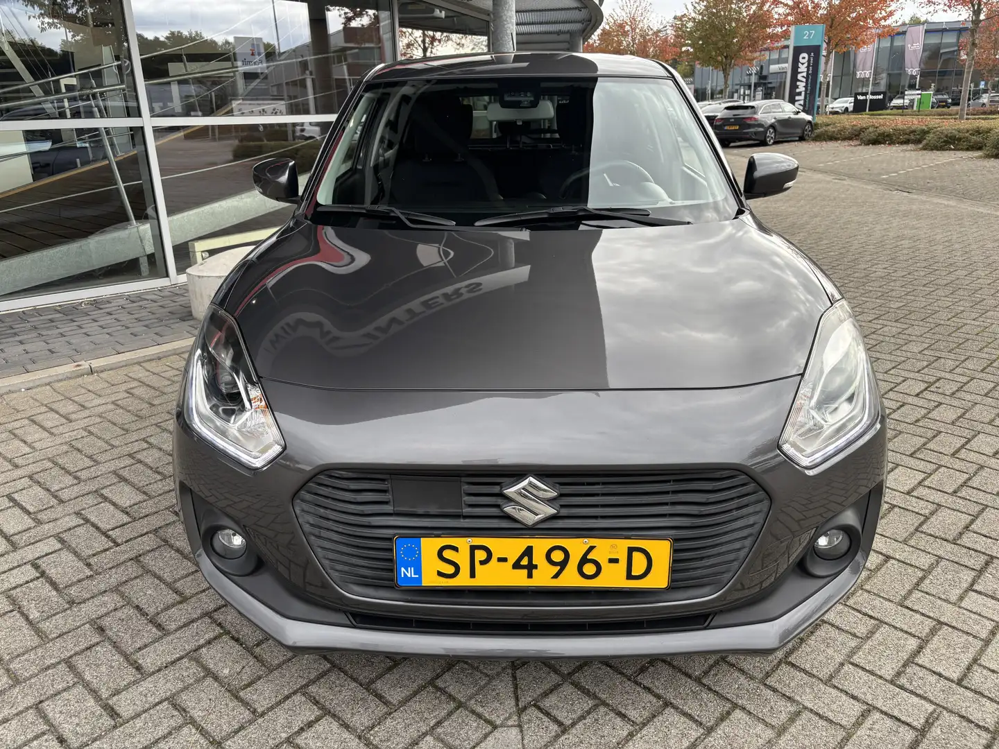 Suzuki Swift 1.2 Stijl Smart Hybrid | Navigatie | Camera | Stoe Gris - 2