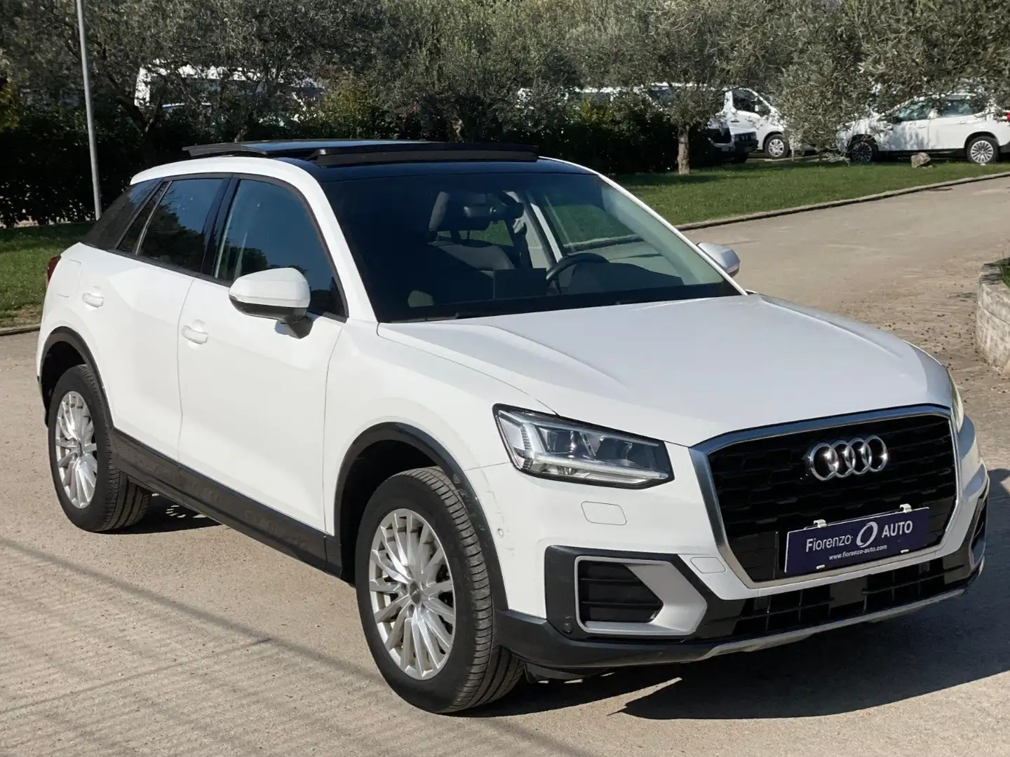 Audi Q2 Q2 1.4 tfsi Design TETTO -TUA SENZA VINCOLI- Weiß - 1