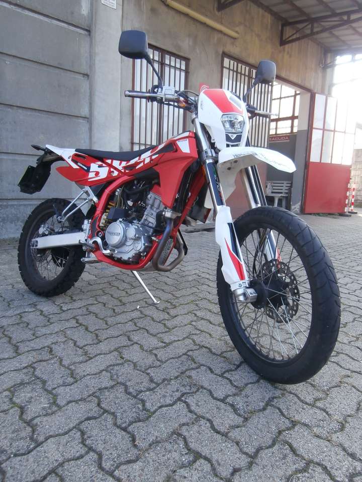 SWM RS 125 R RS 125 R (2017 - 20)