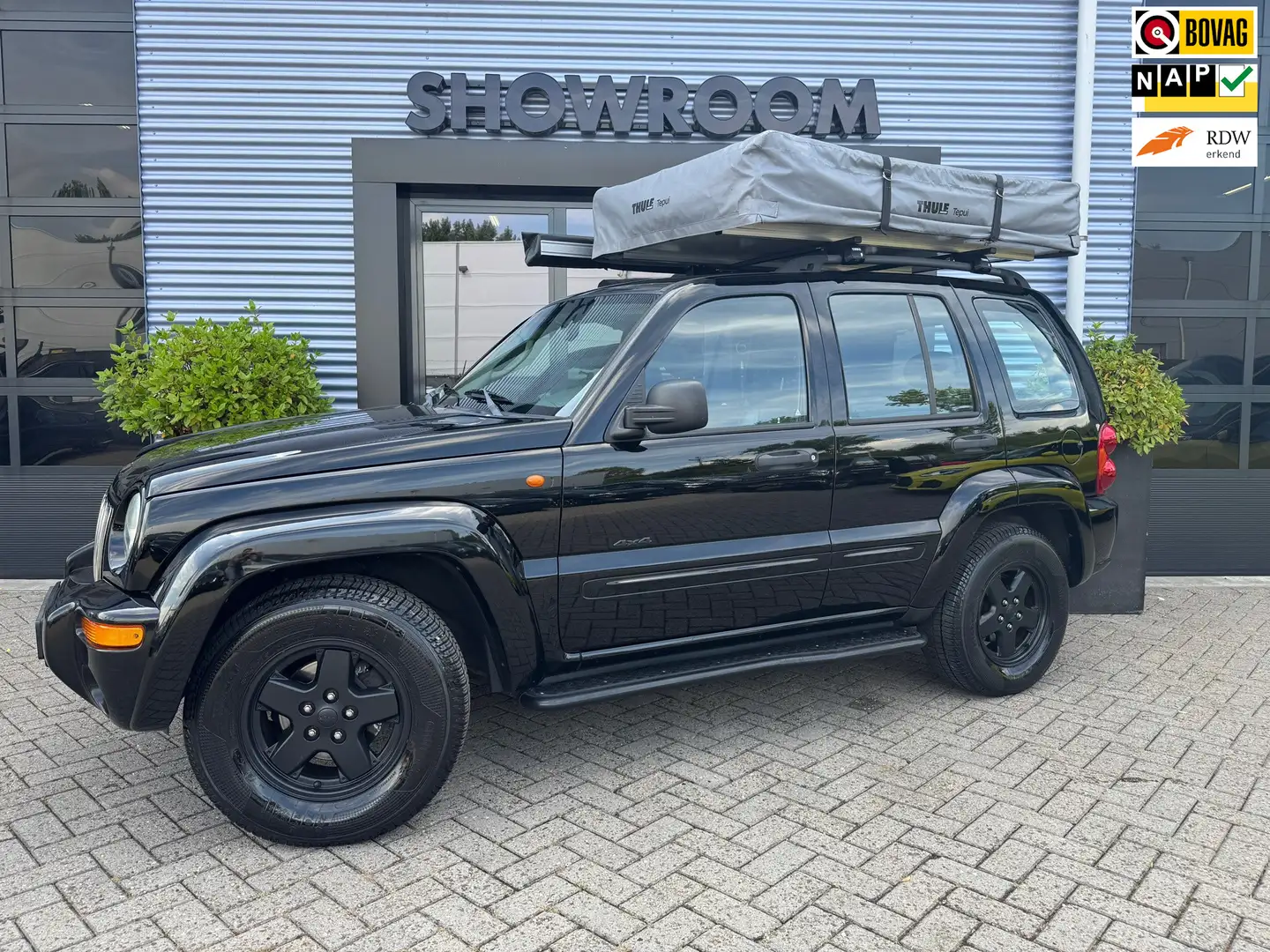 Jeep Cherokee 3.7i V6 Renegade Automaat|Navi|Cruise|Stoelverwarm Zwart - 1