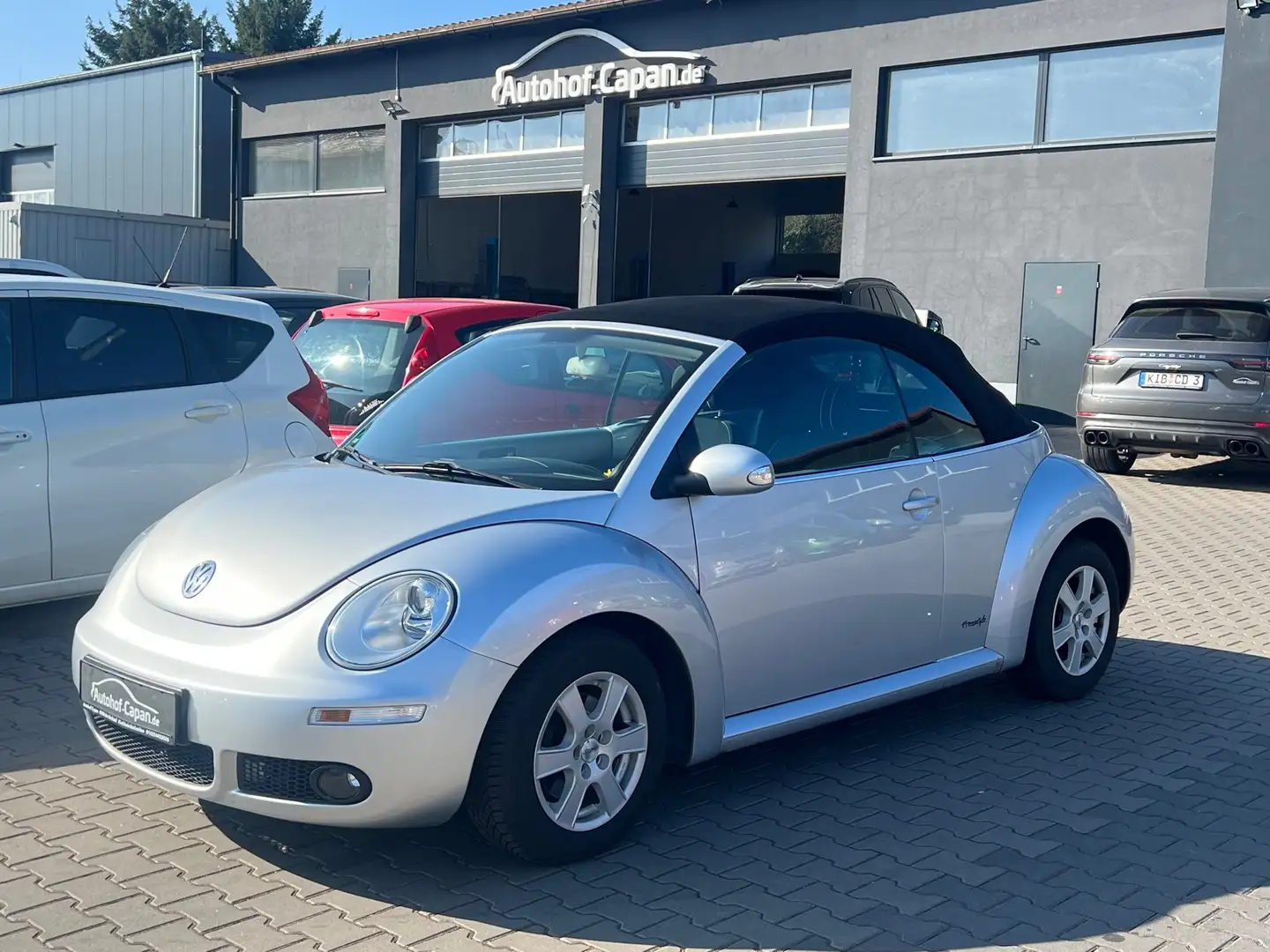 Volkswagen New Beetle New Beetle Cabriolet 1.9 TDI/SHZ/Temp/Eu4/PDC/ZV Silber - 1