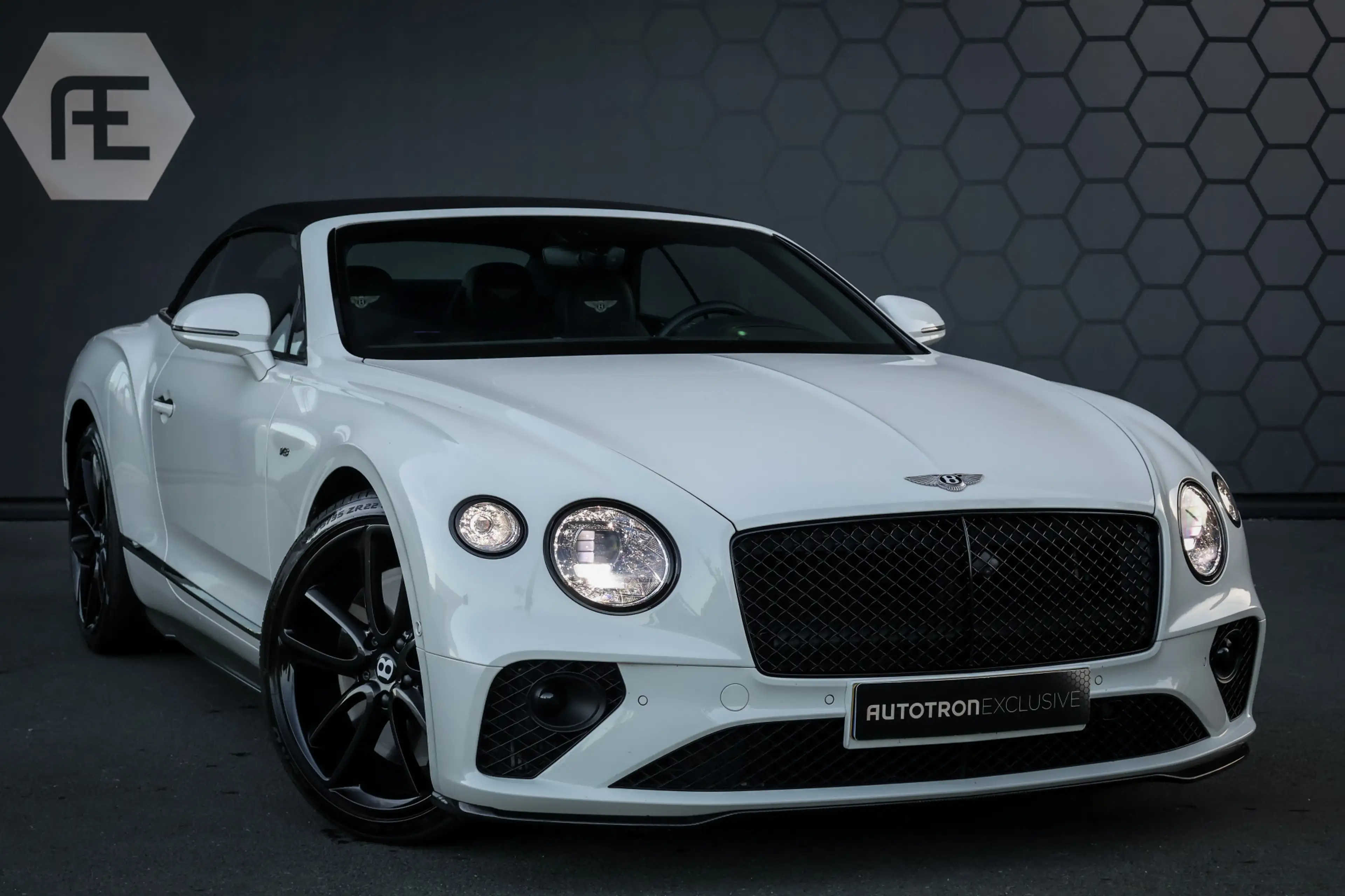 Bentley Continental GTC 4.0 V8 CARBON EXTERIOR | ORIGINEEL NEDERLANDS | AC — photo 10