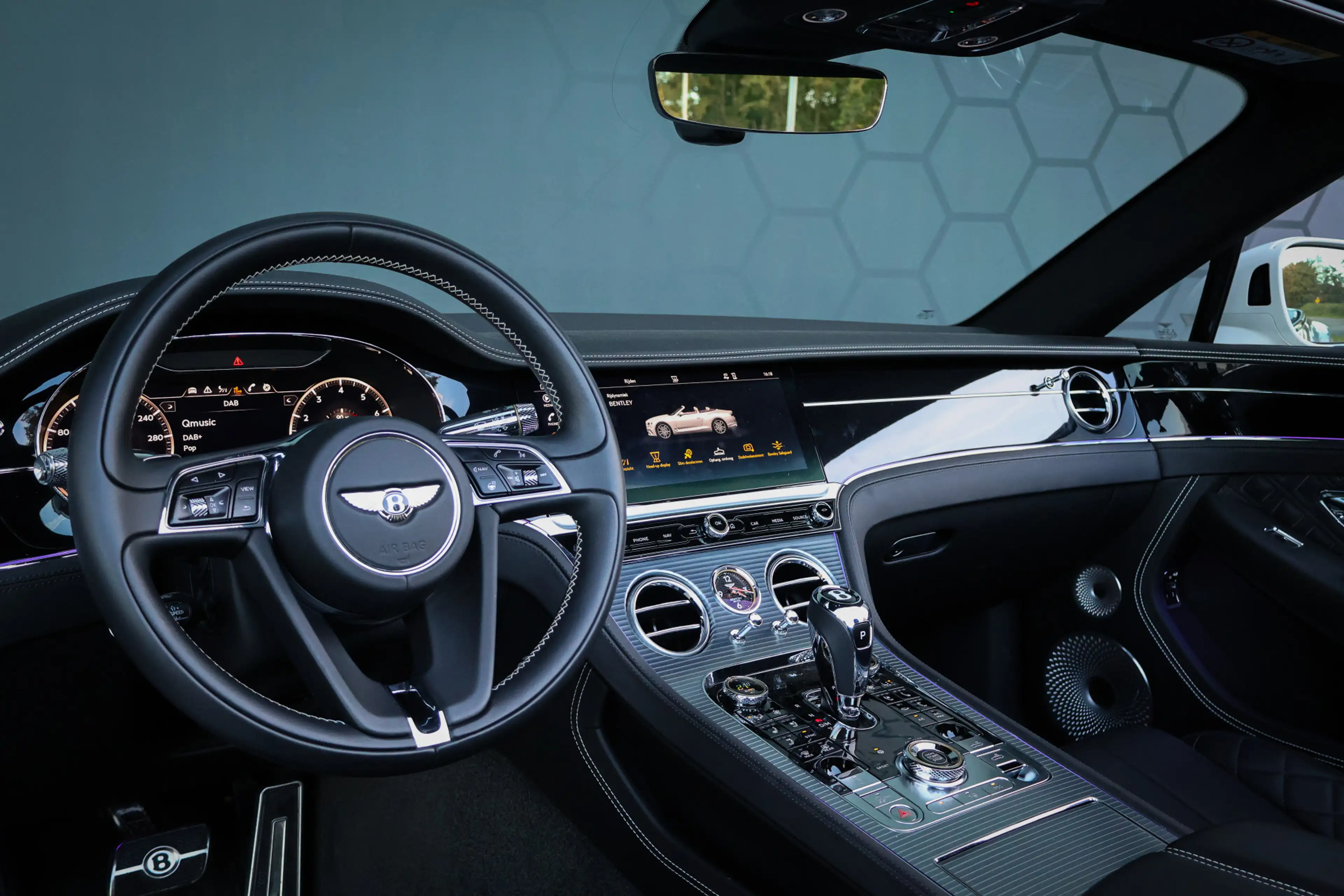 Bentley Continental GTC 4.0 V8 CARBON EXTERIOR | ORIGINEEL NEDERLANDS | AC — photo 4