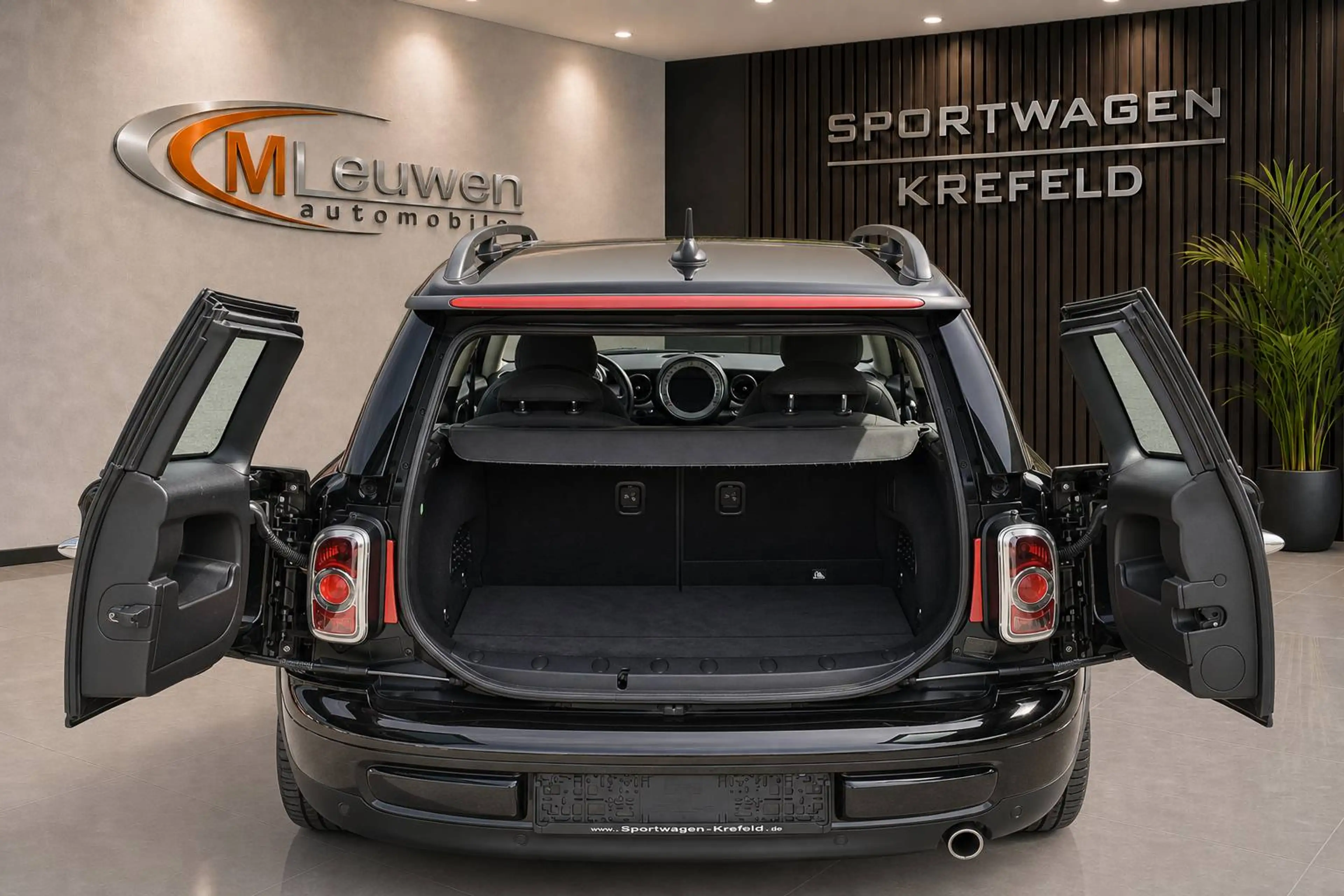 MINI Cooper Clubman Clubman *PANO*LEDER*NAVI*ALU*PDC*SHZG* — photo 8