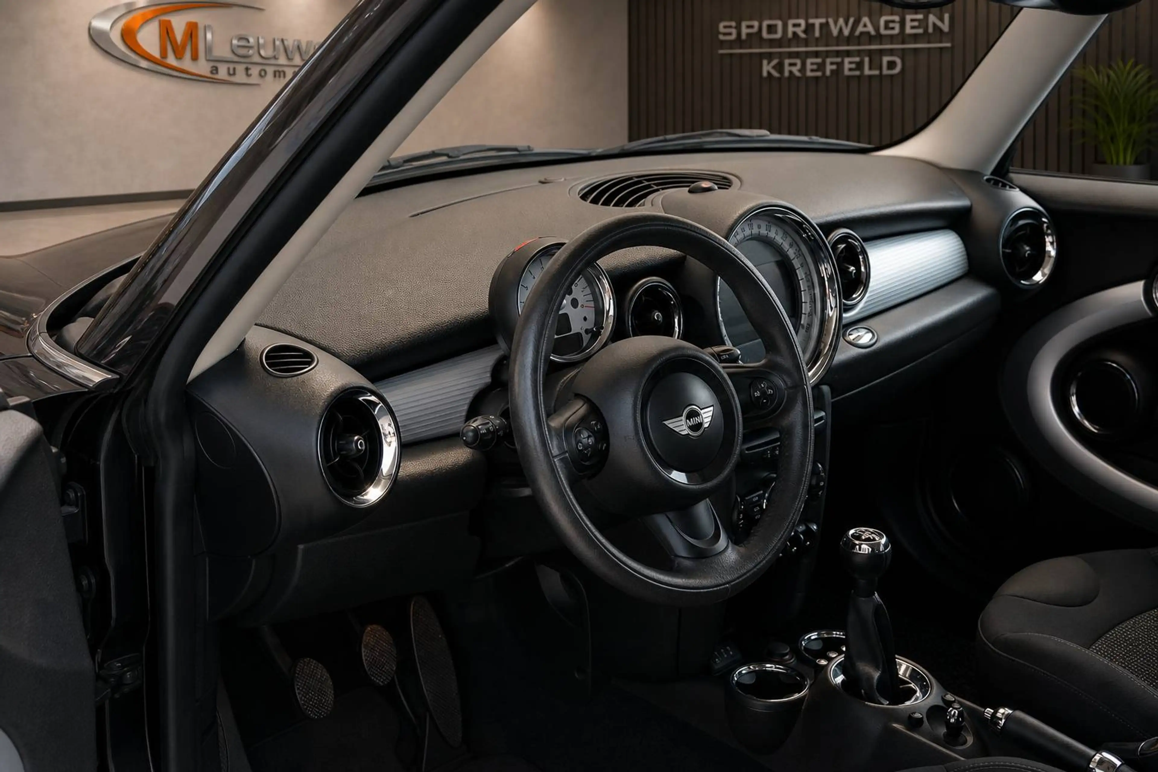 MINI Cooper Clubman Clubman *PANO*LEDER*NAVI*ALU*PDC*SHZG* — photo 10
