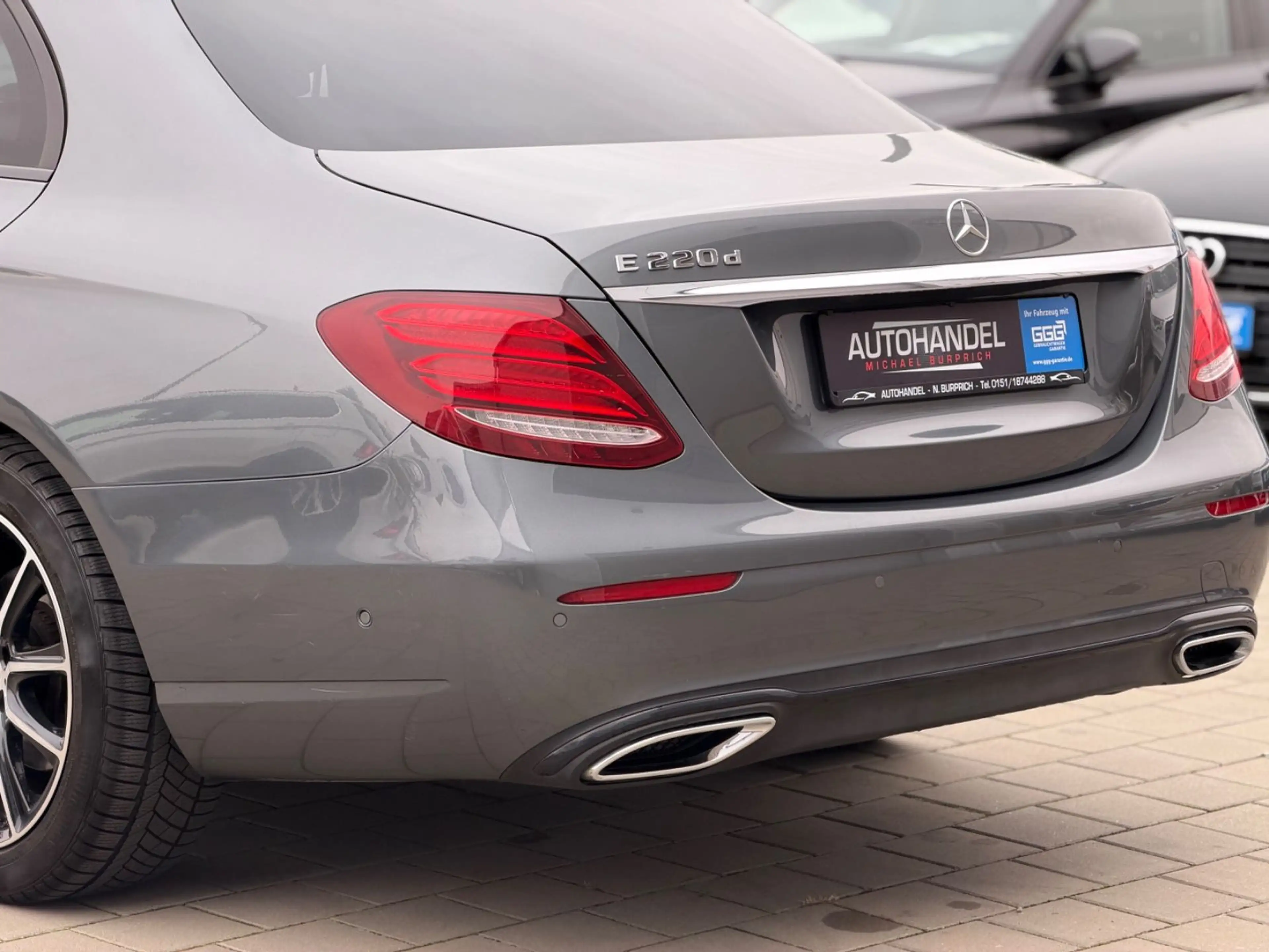 Mercedes-Benz E 220 d Avantgarde Lim*TEMP/PANO/Multibeam-LED/ — photo 13