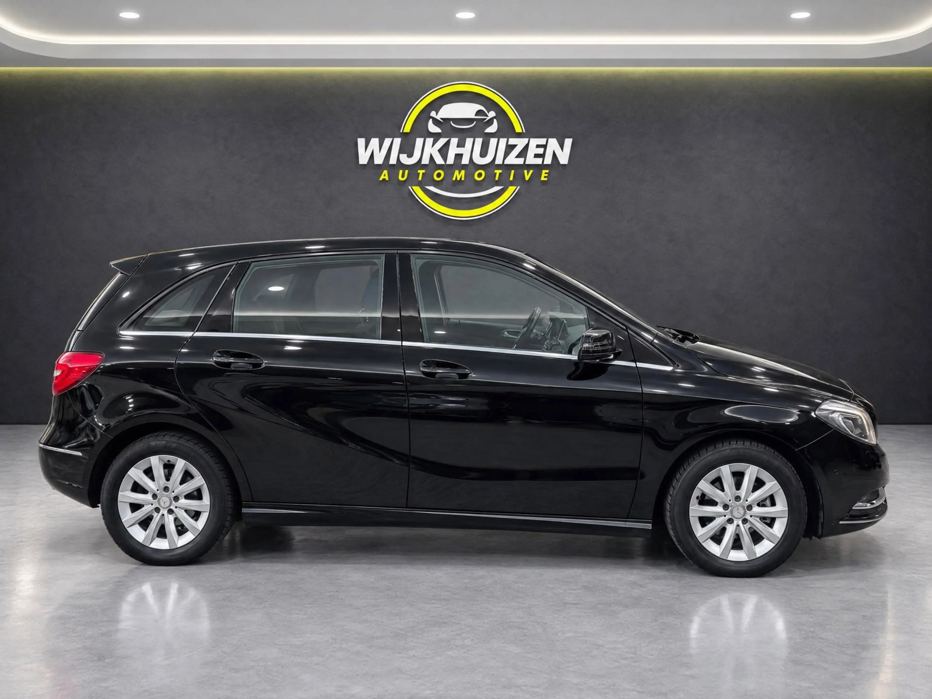 Mercedes-Benz B 180 Ambition Automaat met Airco !!! Navigatie !!! Crui — photo 3