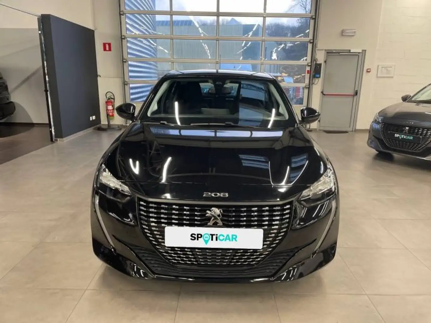 Peugeot 208 2 1.2 PureTech 100 MAN6 S&S €6.3 Active Zwart - 2