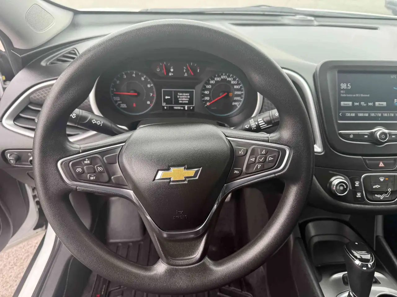 Chevrolet Malibu снимка Chevrolet Malibu