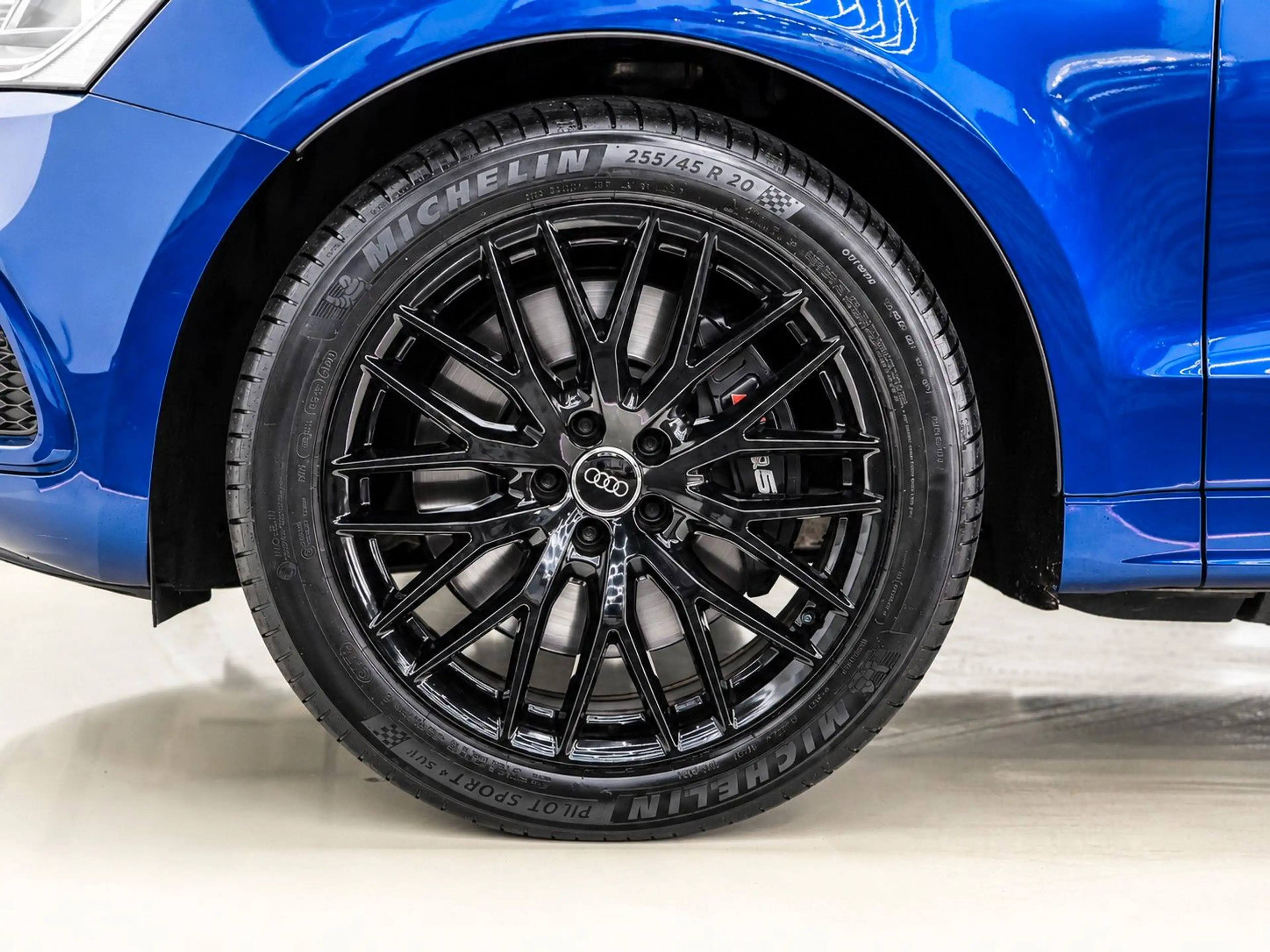 Audi SQ5 COMPETITION QUATTRO B&O/PANO/AHK/20* — photo 11