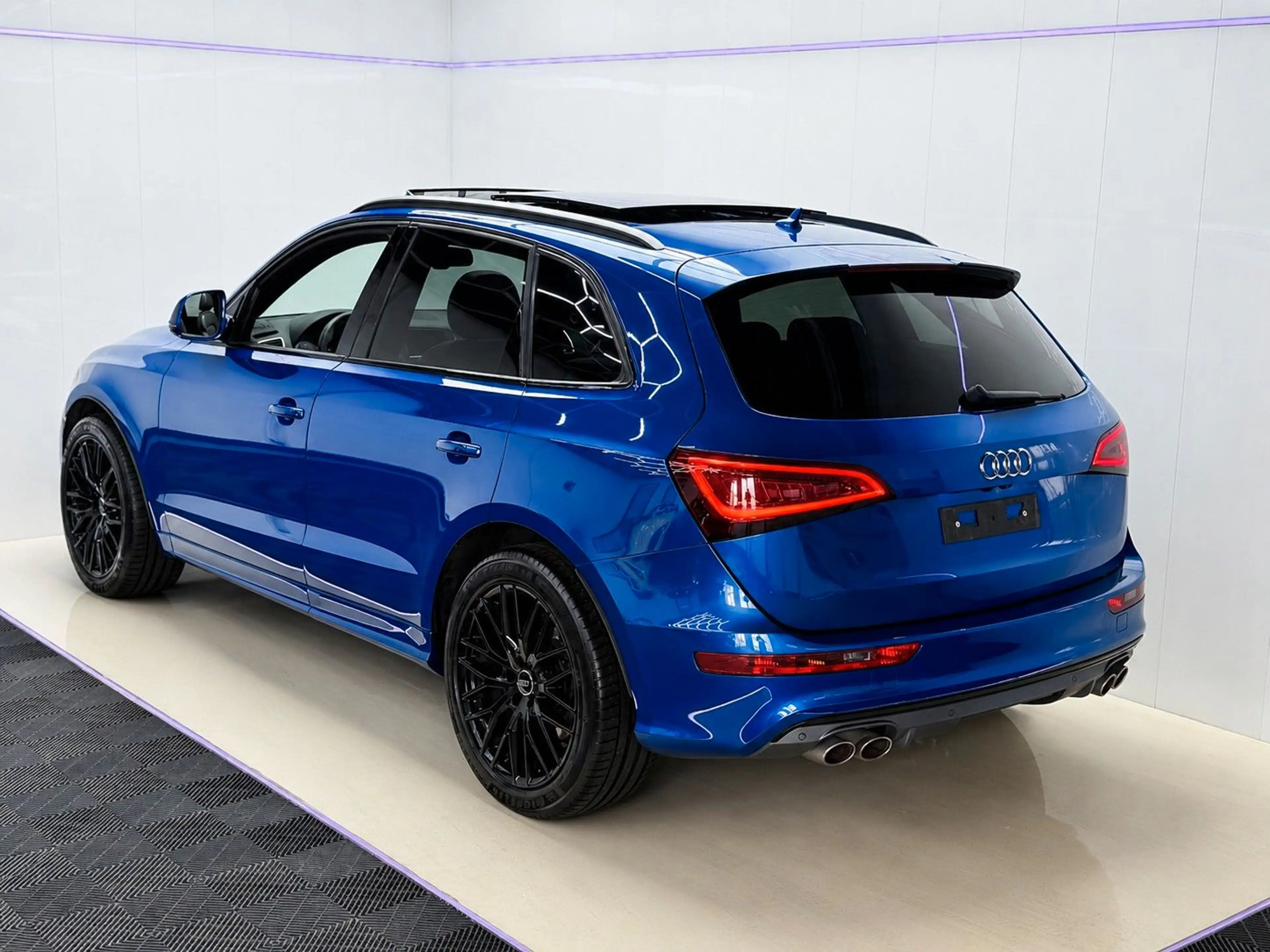 Audi SQ5 COMPETITION QUATTRO B&O/PANO/AHK/20*