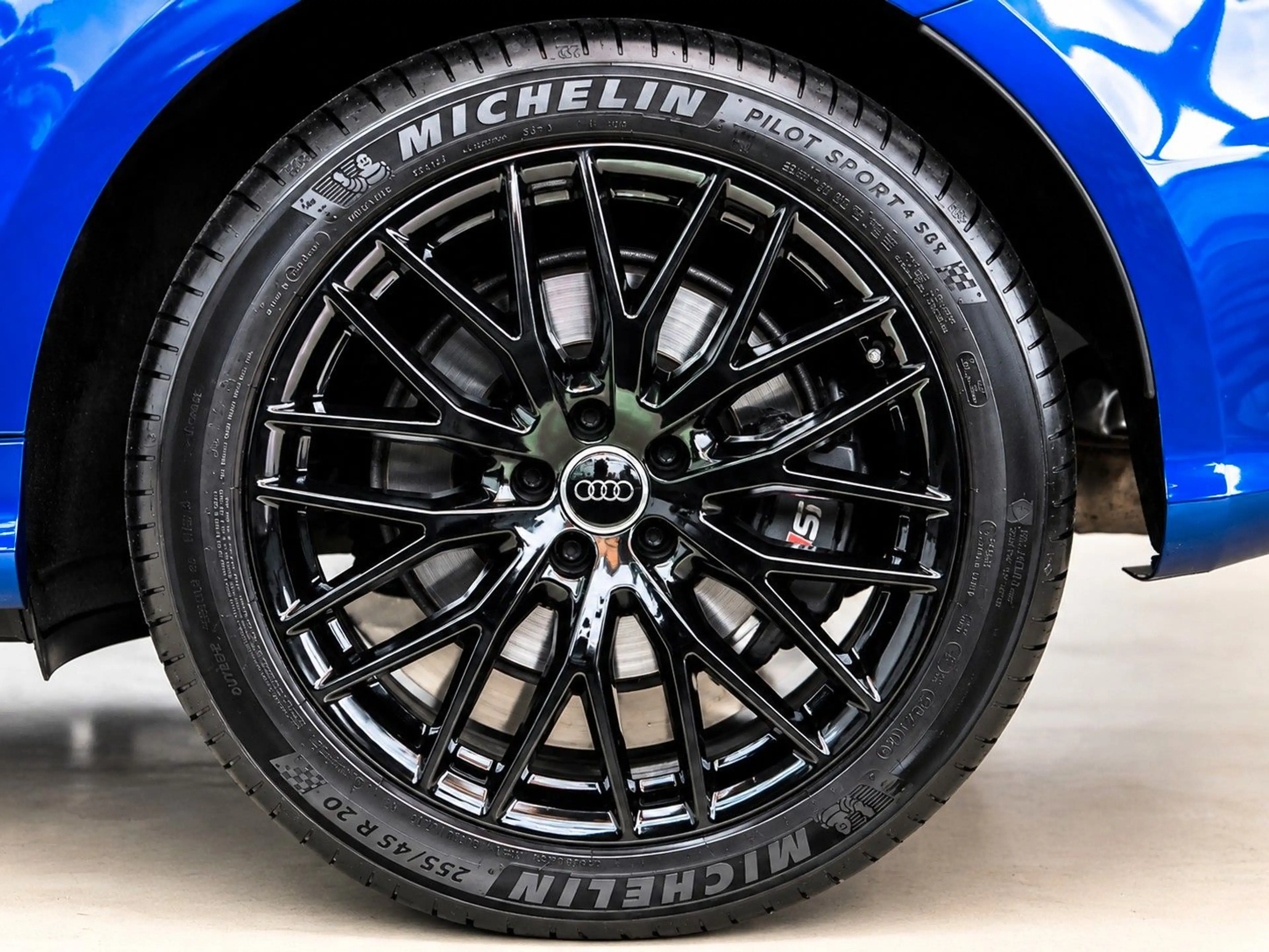 Audi SQ5 COMPETITION QUATTRO B&O/PANO/AHK/20* — photo 12