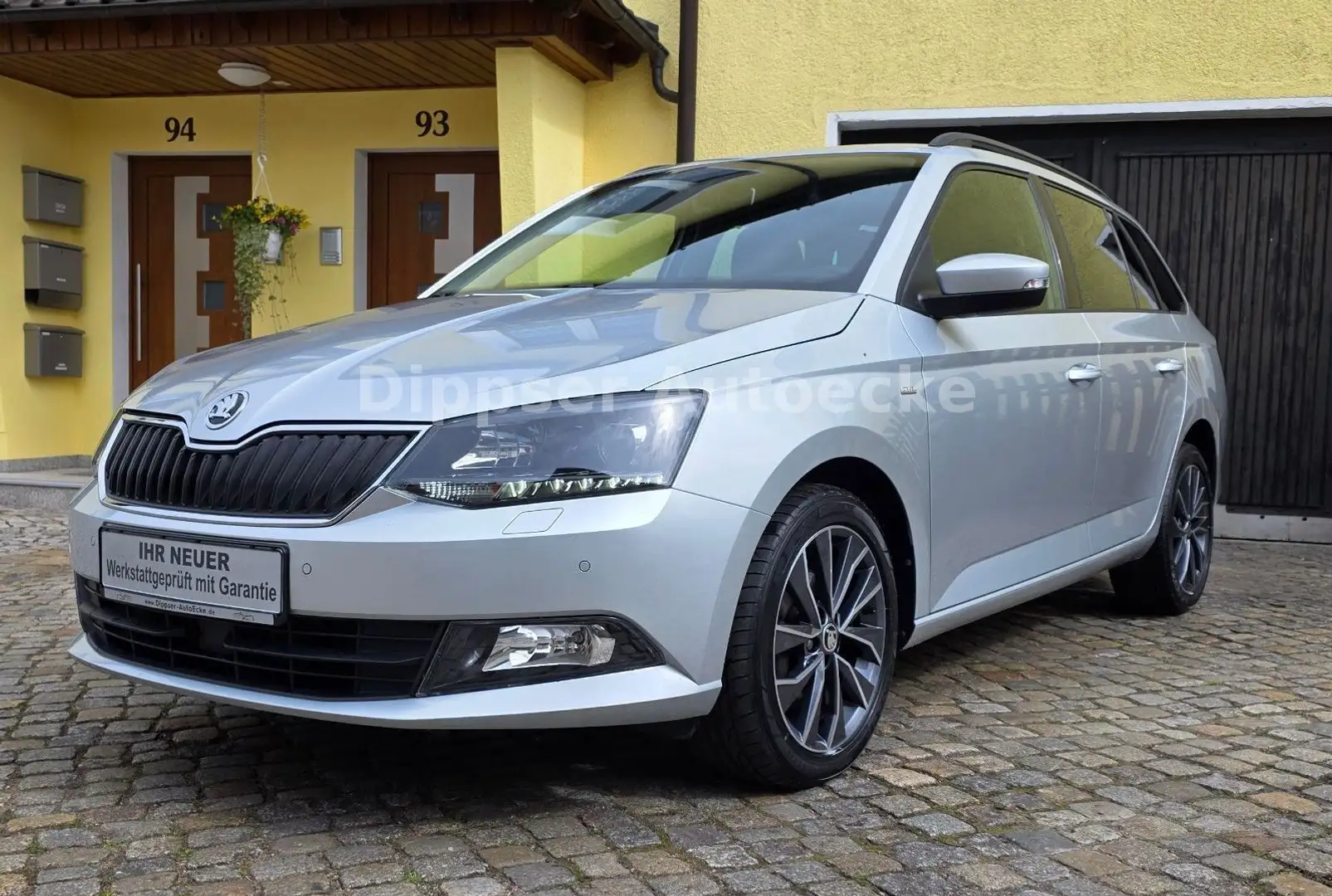 Skoda Fabia Combi "Ambition"_Climatr_Sitzh_Android... Silber - 1