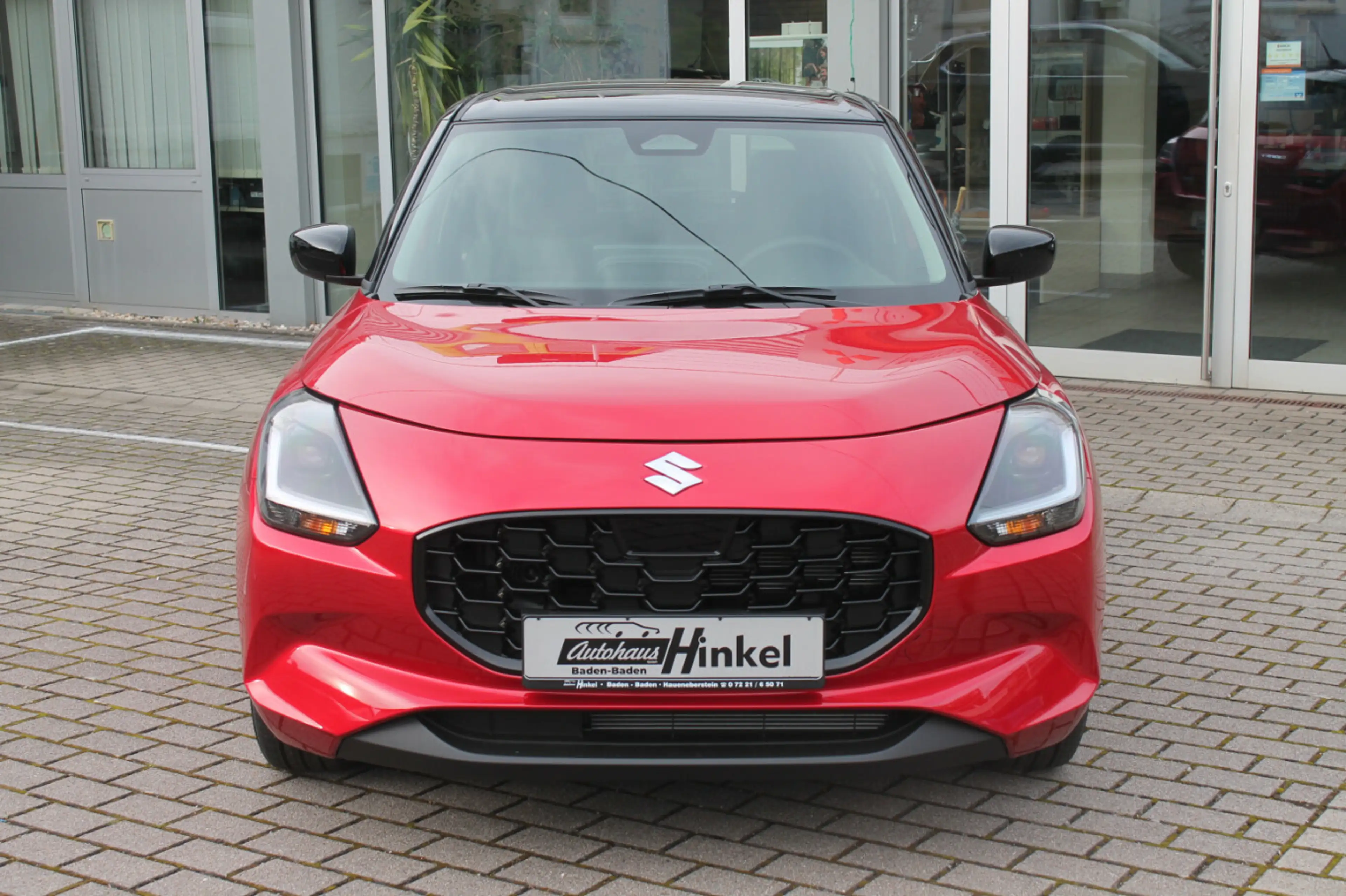 Suzuki Swift 1.2 Comfort Hybrid — photo 2