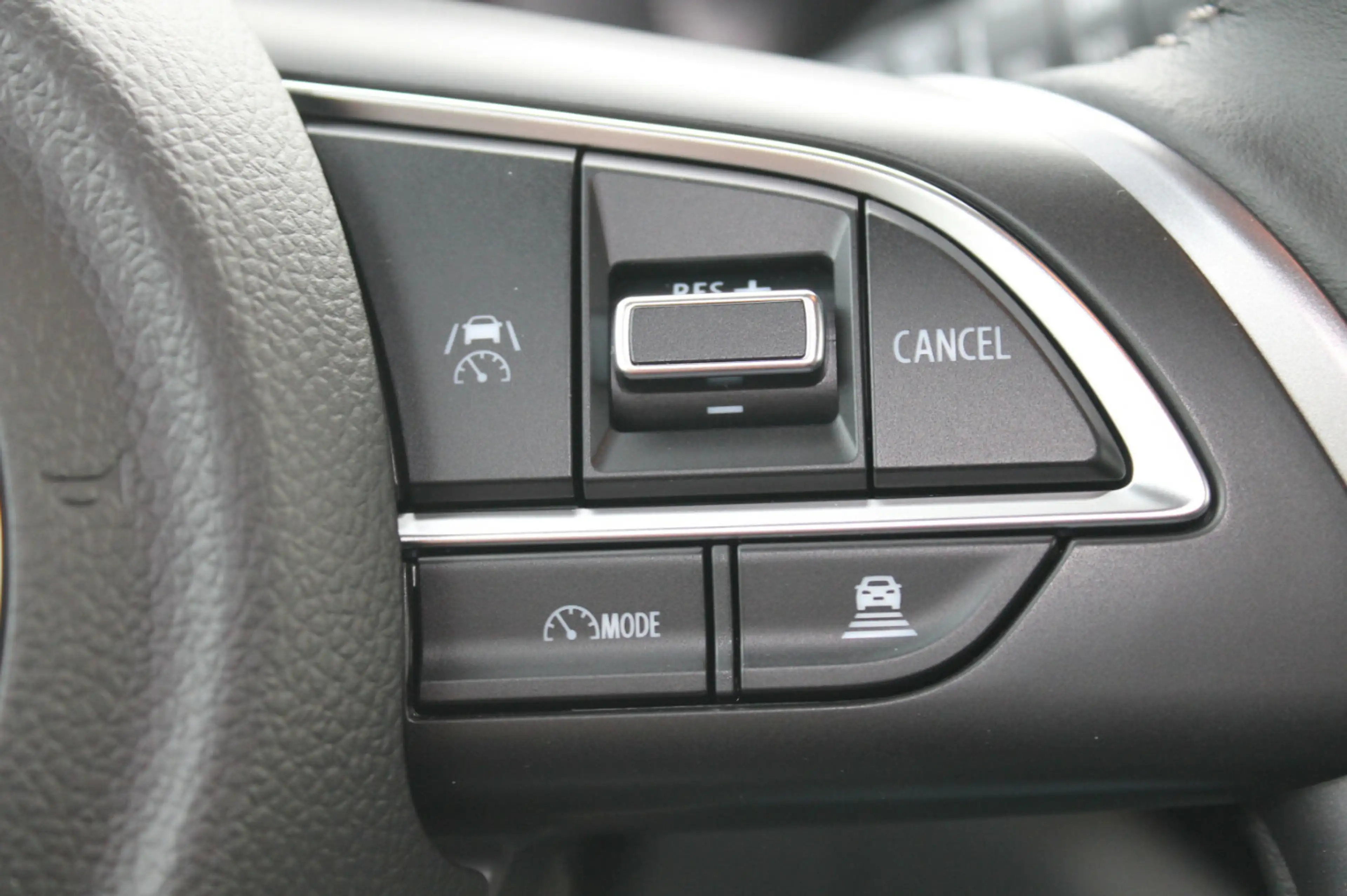 Suzuki Swift 1.2 Comfort Hybrid — photo 8
