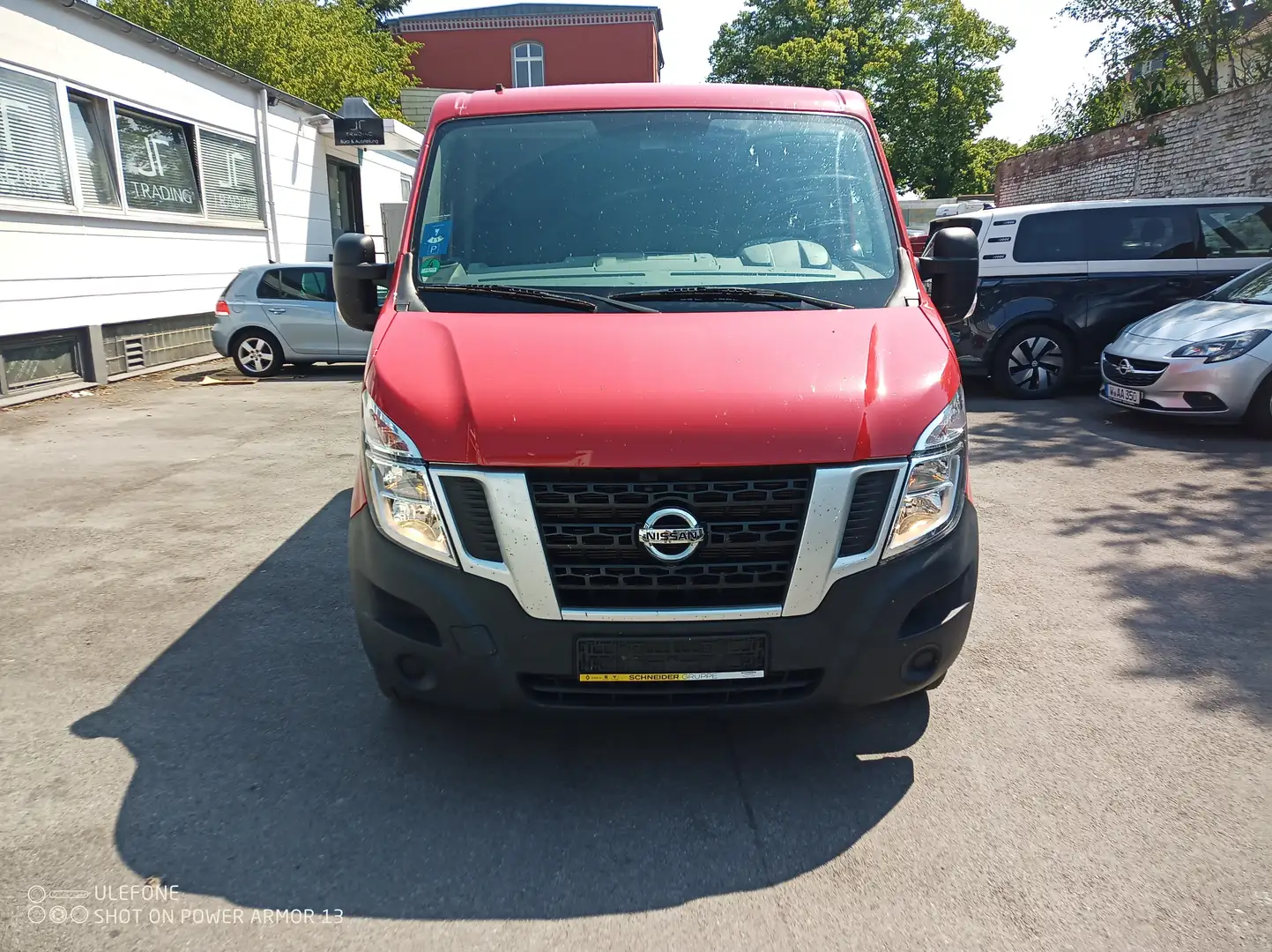 Nissan NV400 L1H1 2,8t PRO Kastenwagen*Klima*PDC*Kam*AHK*46tkm* Rot - 2