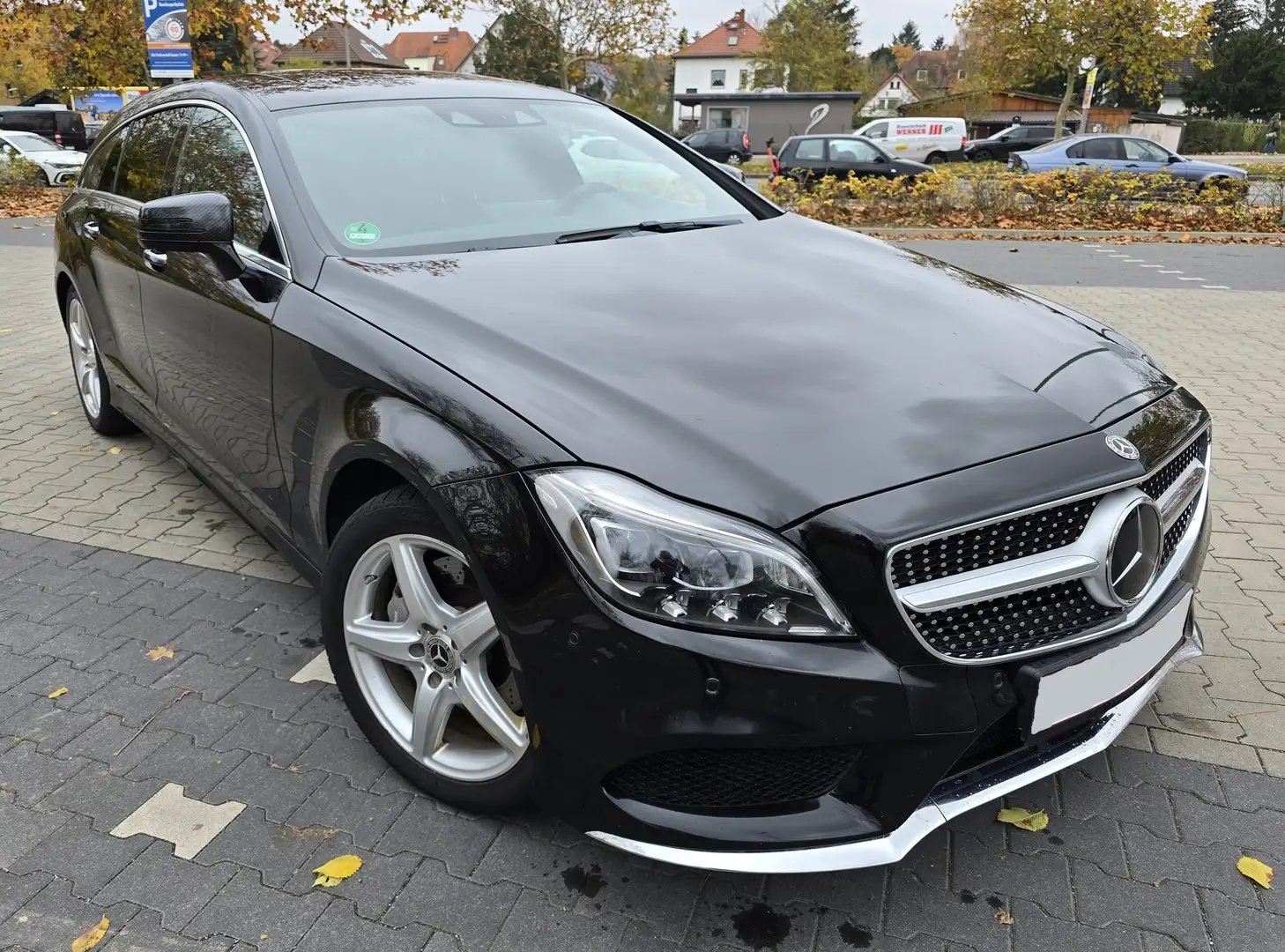 Mercedes-Benz CLS 350 CLS 350d Shooting Brake 4 Matic 9G AMG Linie VOLL Fekete - 2