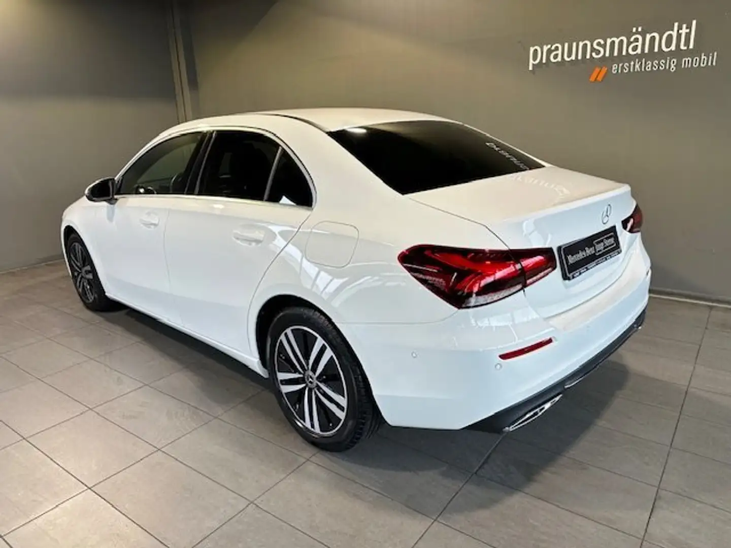 Mercedes-Benz A 200 d Progressive Limousine LED/MBUX/Kamera/Co Weiß - 2