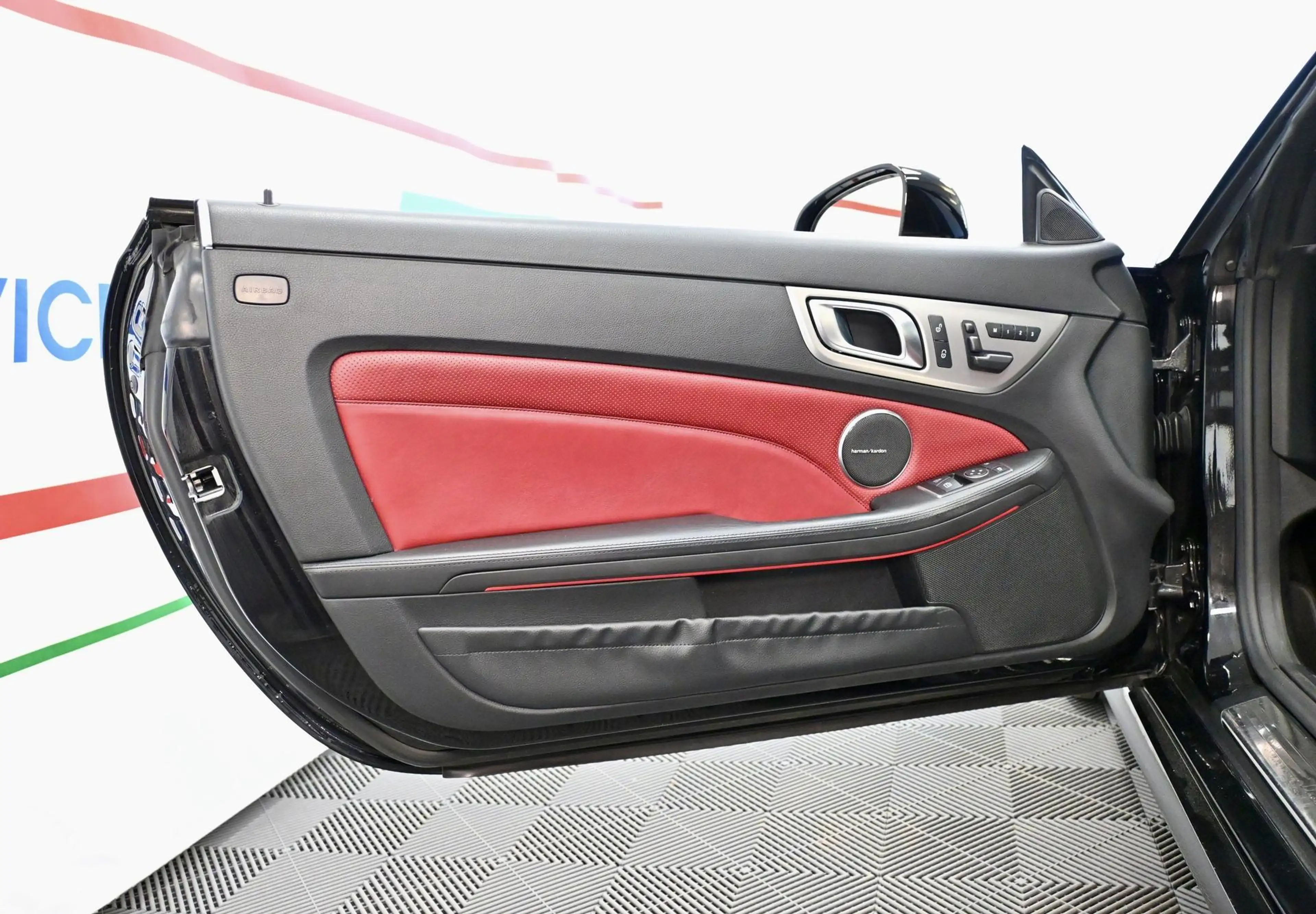 Mercedes-Benz SLK 200 SLK 200 *Soundsystem + IntelligentLightSystem* — photo 8