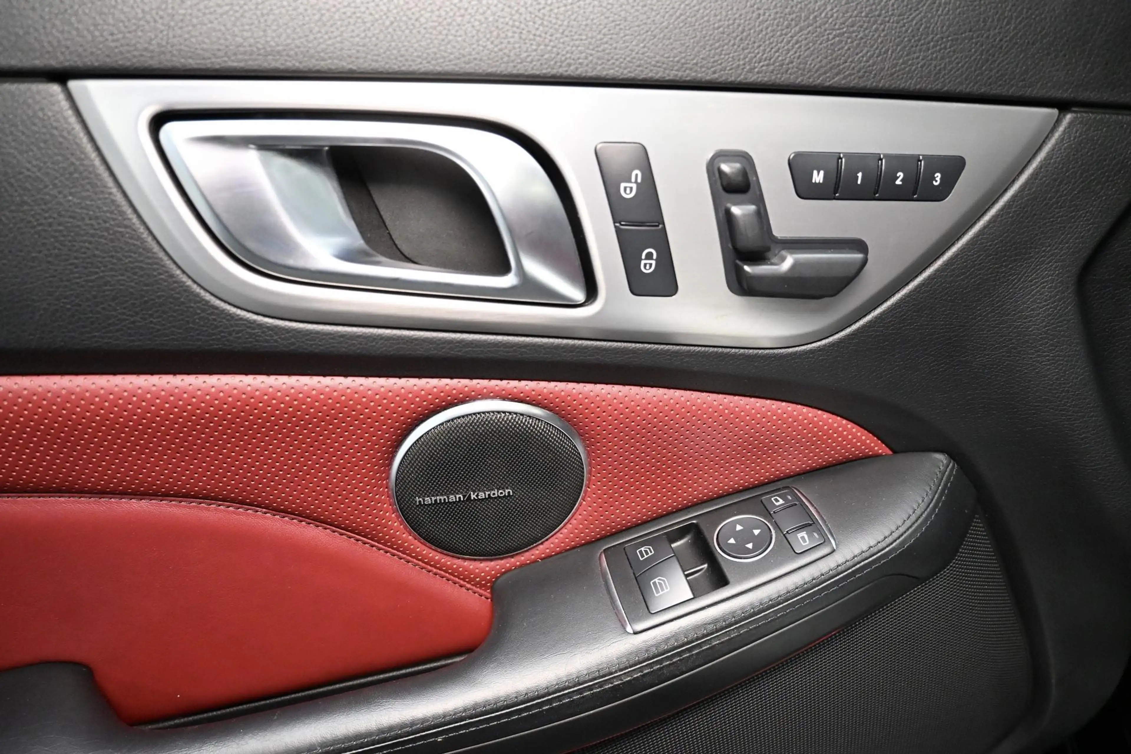 Mercedes-Benz SLK 200 SLK 200 *Soundsystem + IntelligentLightSystem* — photo 9