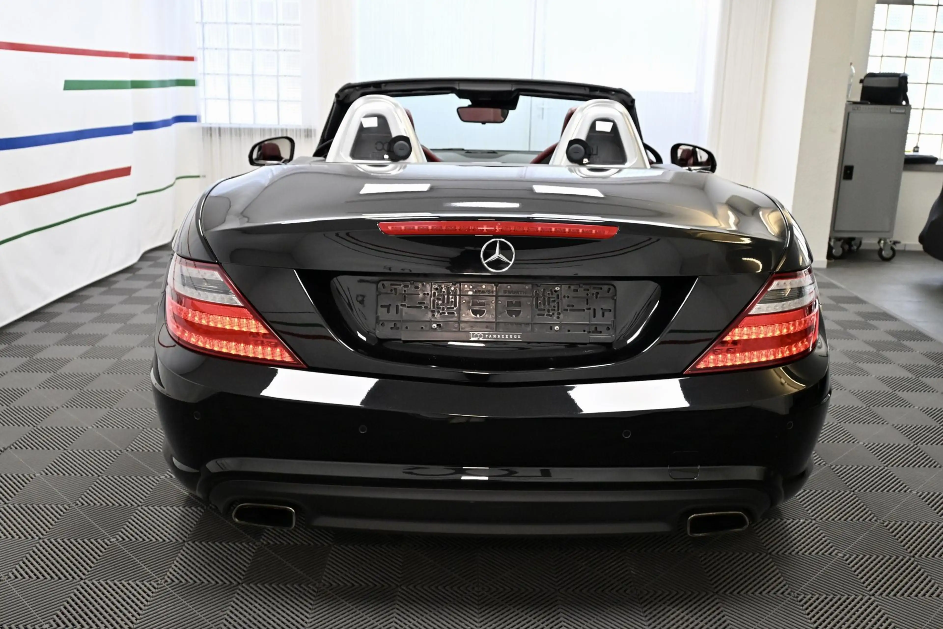 Mercedes-Benz SLK 200 SLK 200 *Soundsystem + IntelligentLightSystem* — photo 23